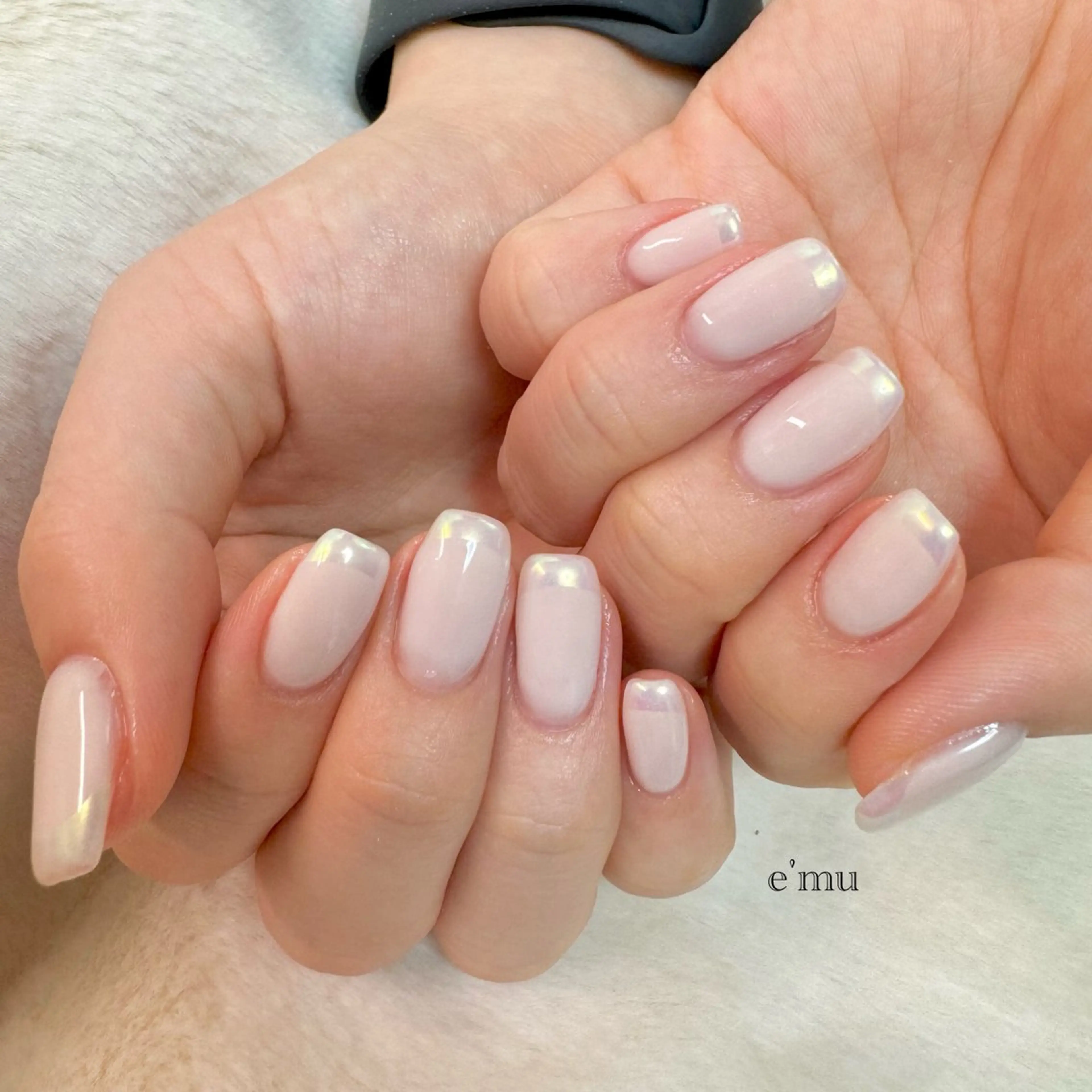 ネイル オーロラネイル フレンチネイル ハンドネイル nail salon e'mu💐のネイルデザイン