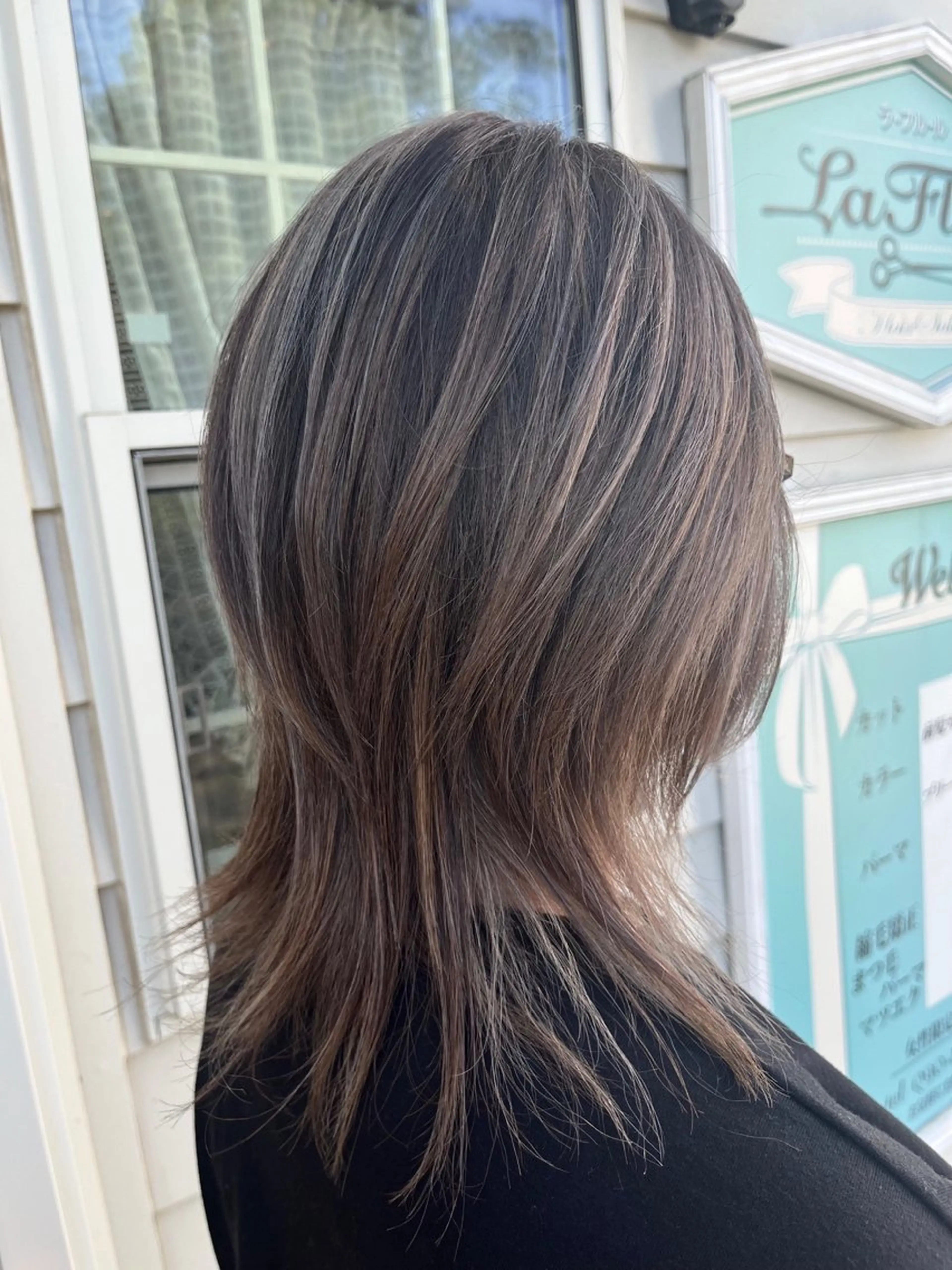 ミディアム カラー ピンクカラー シルバー La.fleur ラ.フルールのヘアスタイル