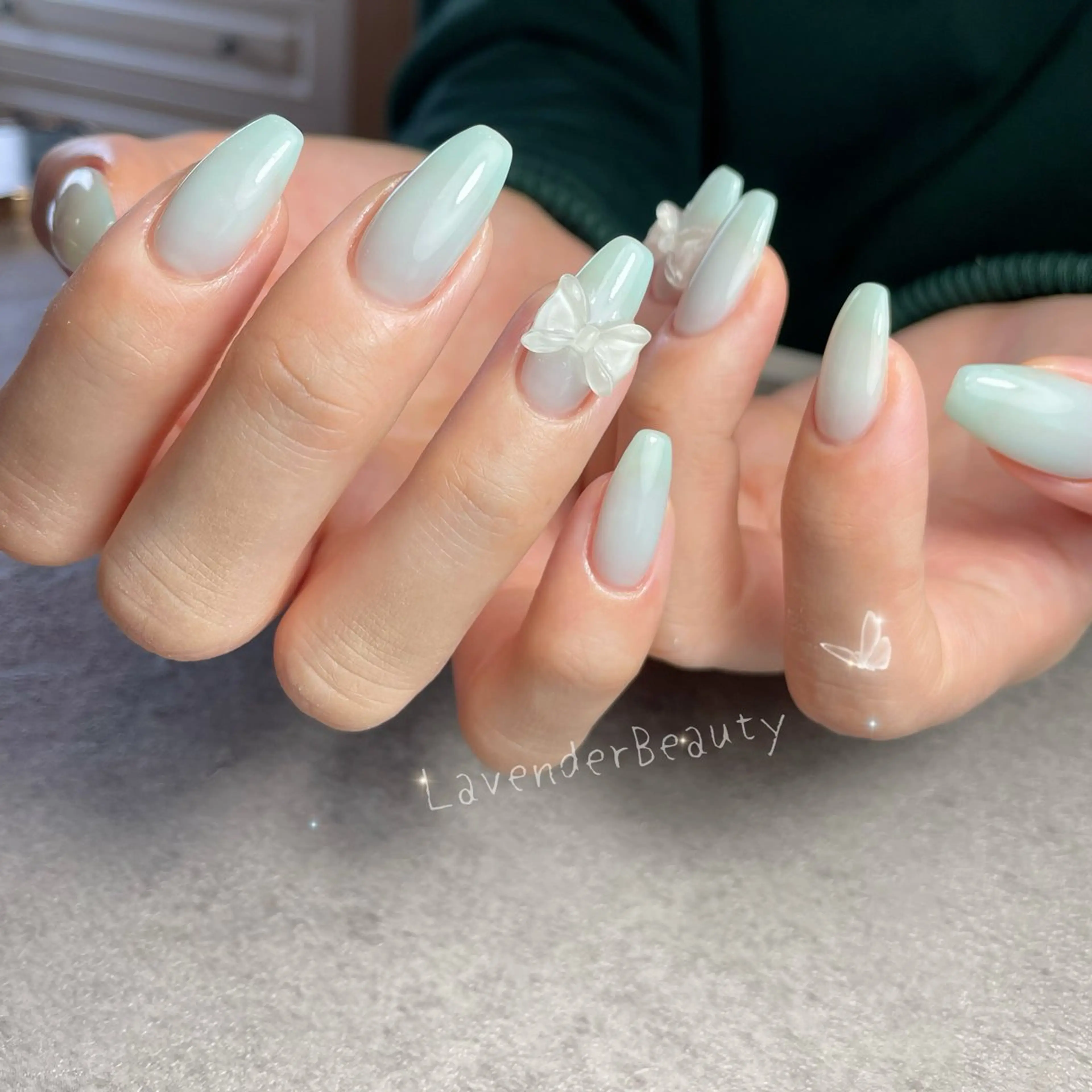 ネイル ハンドネイル 南野 由希のネイルデザイン