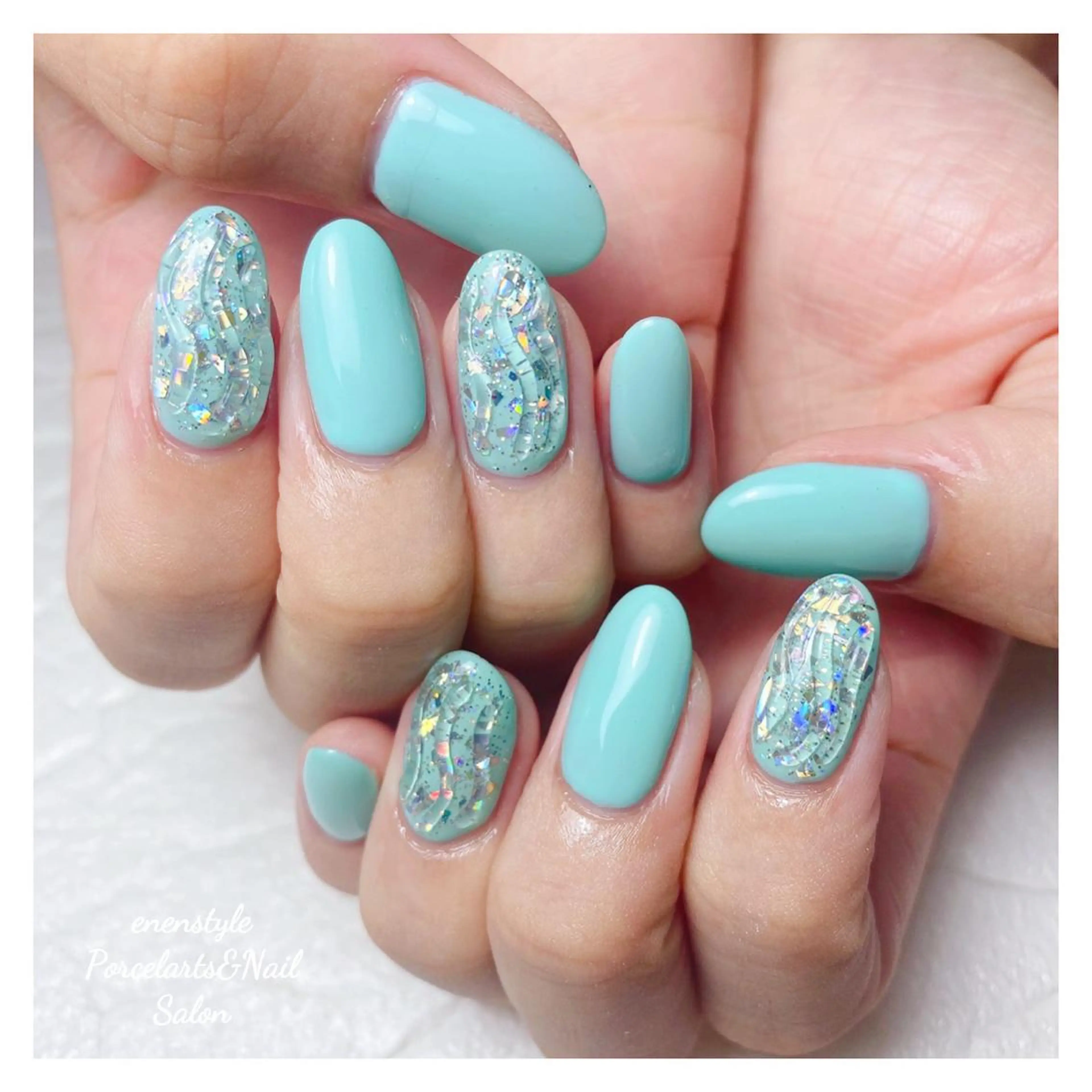 ミディアム ネイル 👑enen style👑のネイルデザイン