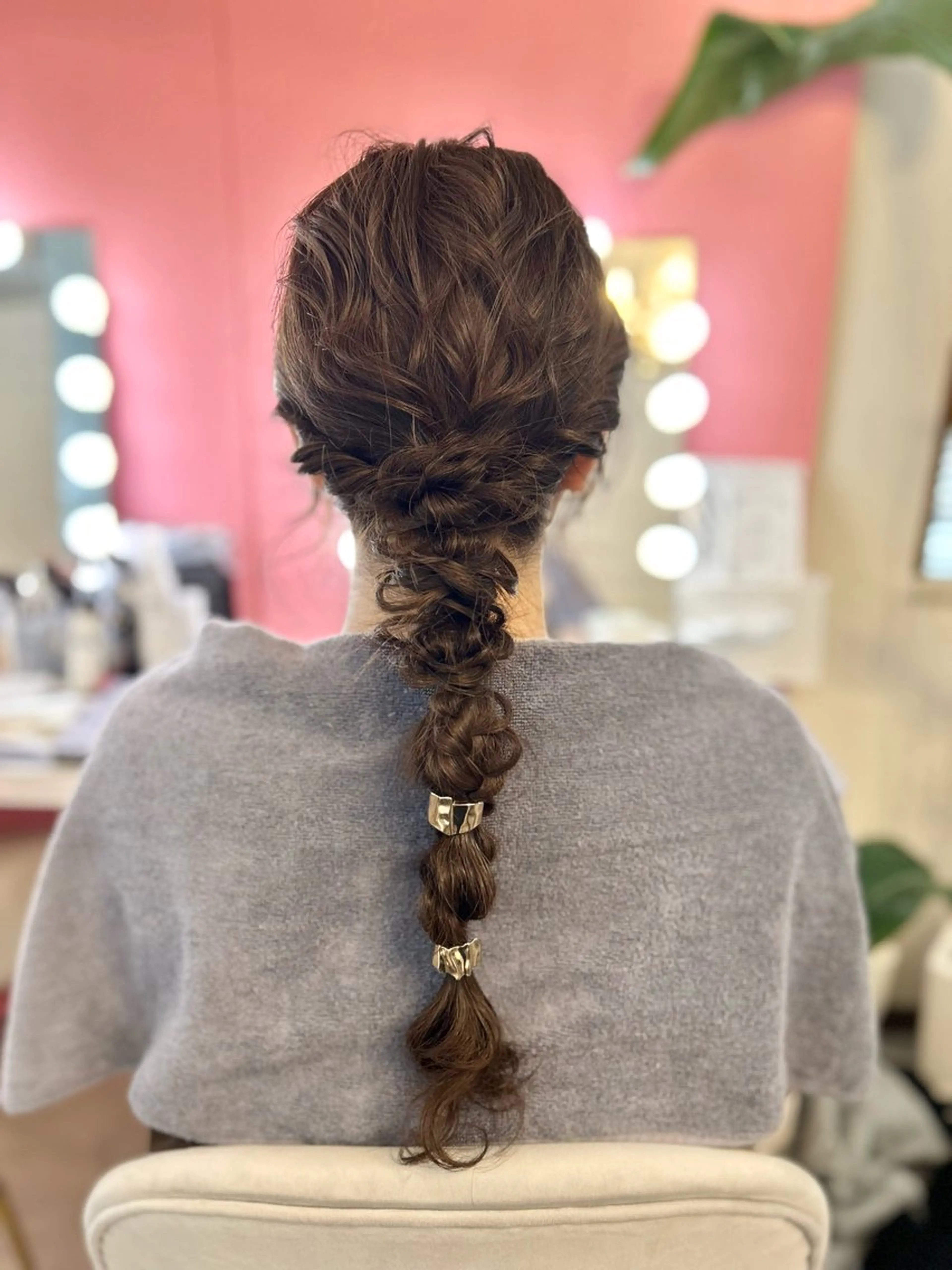 ロング ヘアセット レペリオビューティーサロン所属・北本 美幸のヘアスタイル