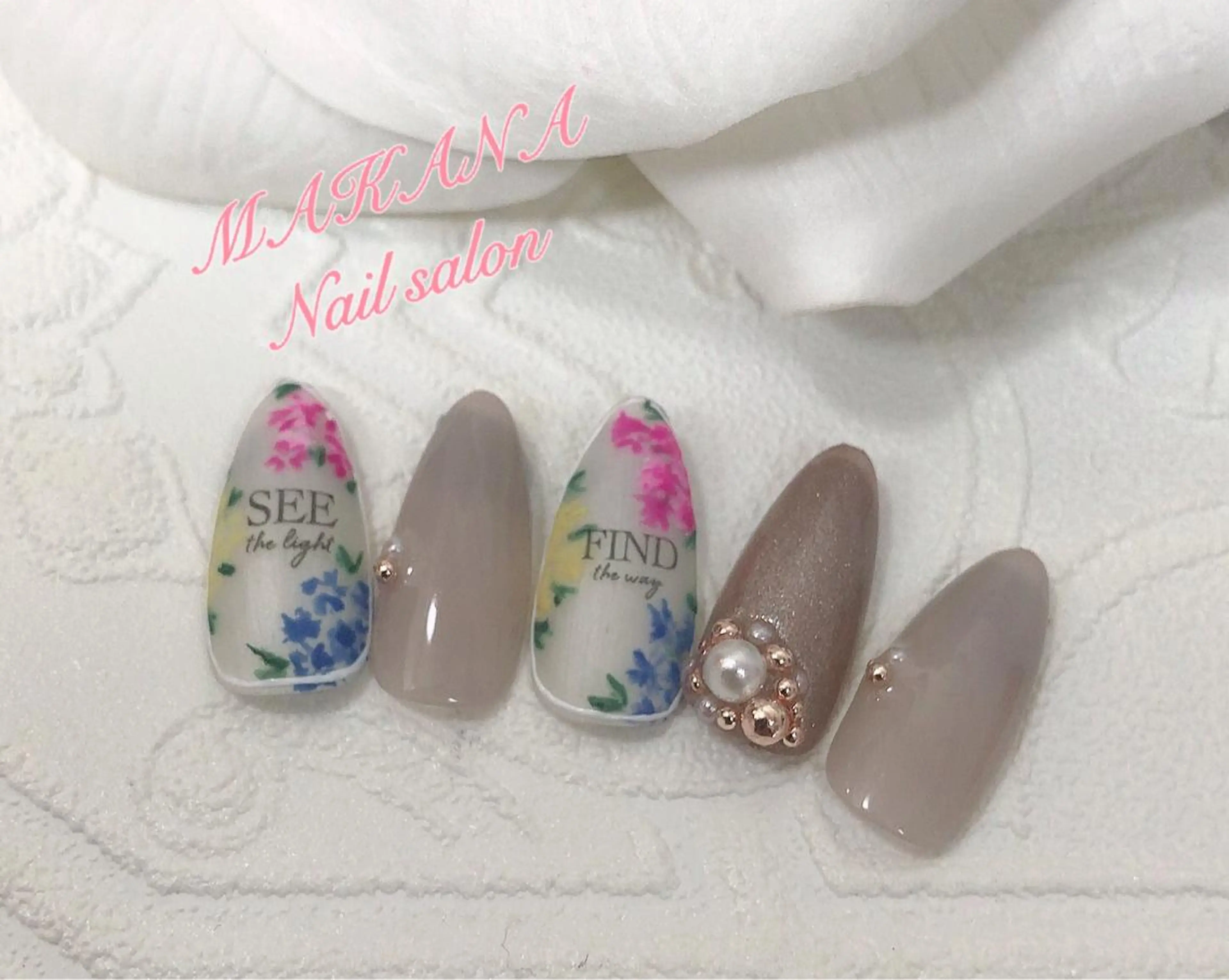 ネイル MAKANA所属・鈴木 ユニのネイルデザイン