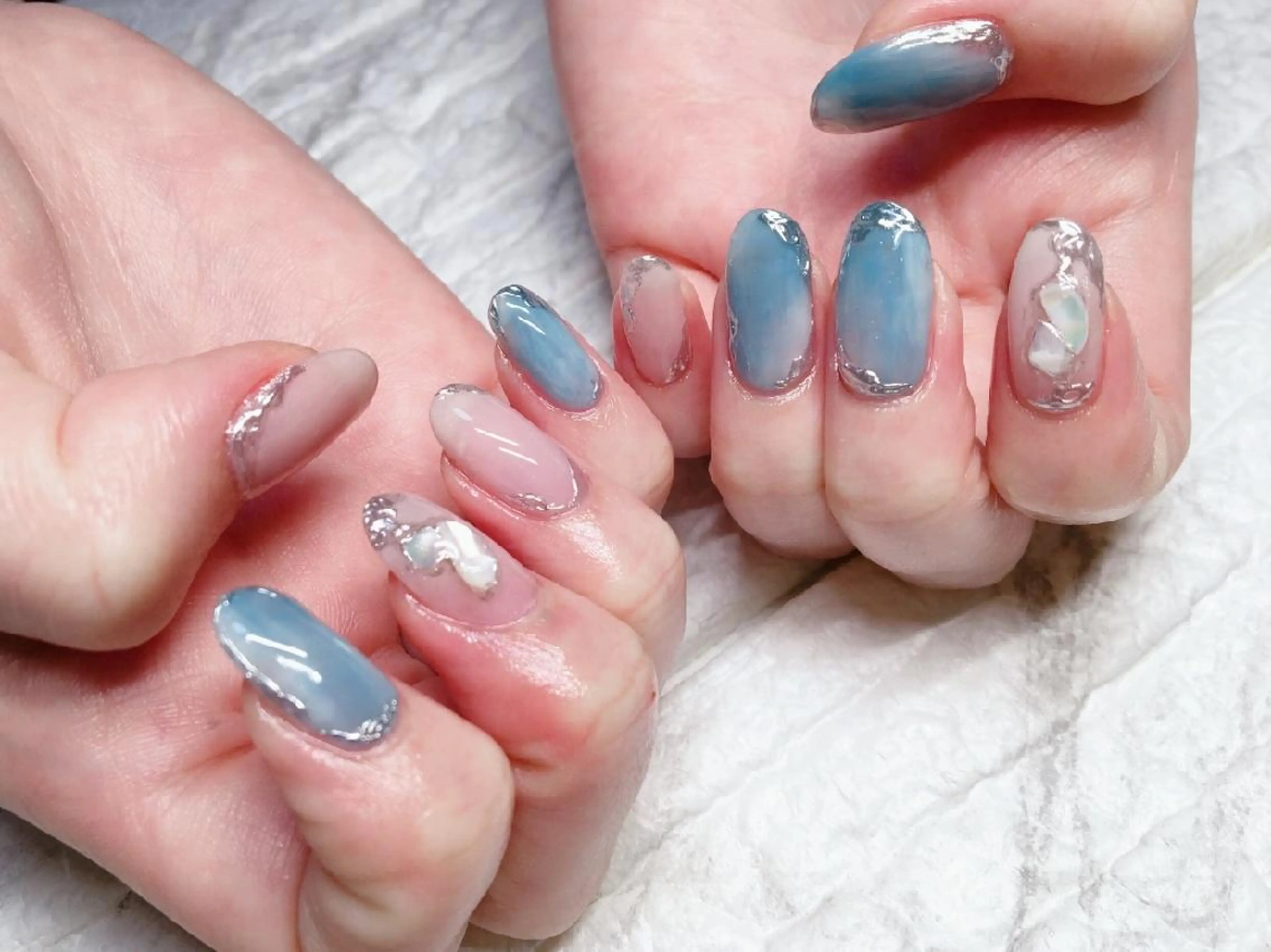 ネイル ハンドネイル ハンドケア 佐藤 結衣のネイルデザイン