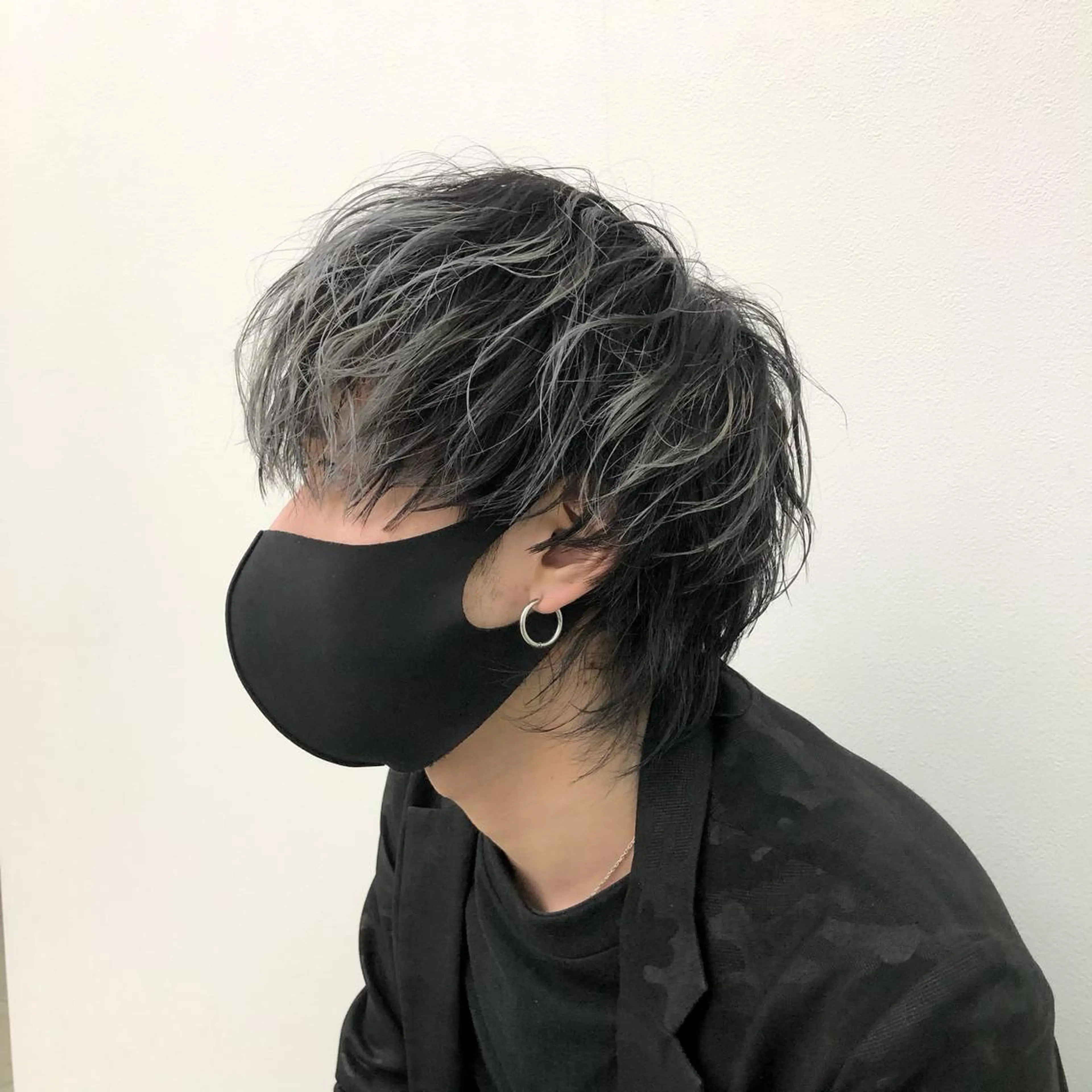 ショート カラー パーマ メンズ メンズバレイヤージュ メンズブリーチ メンズハイライト メンズインナーカラー メンズ韓国風 eir心斎橋店所属・エビスザキレン/メン ズ/心斎橋🌳のヘアスタイル