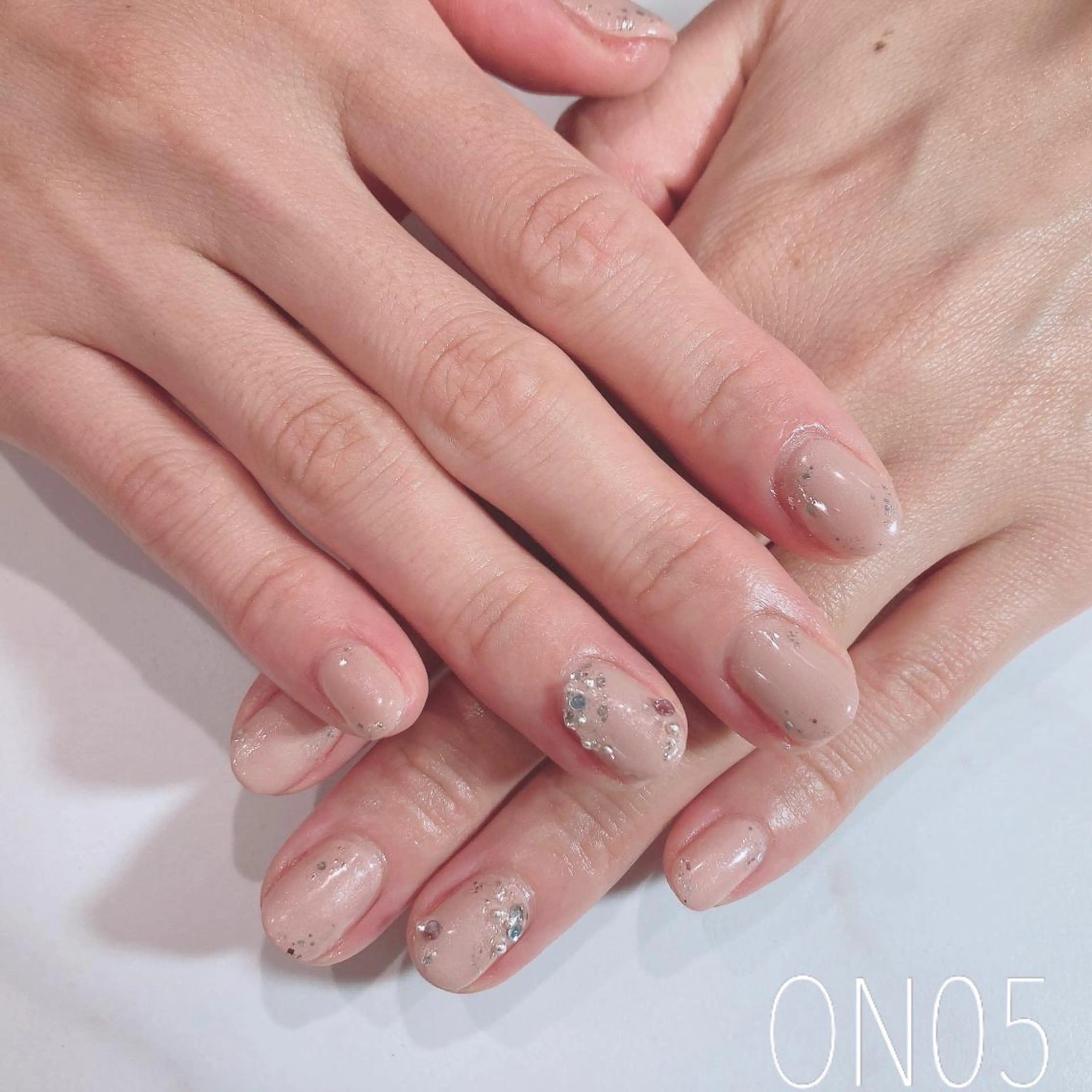 ネイル 園 寛子 （ネイリスト）のネイルデザイン