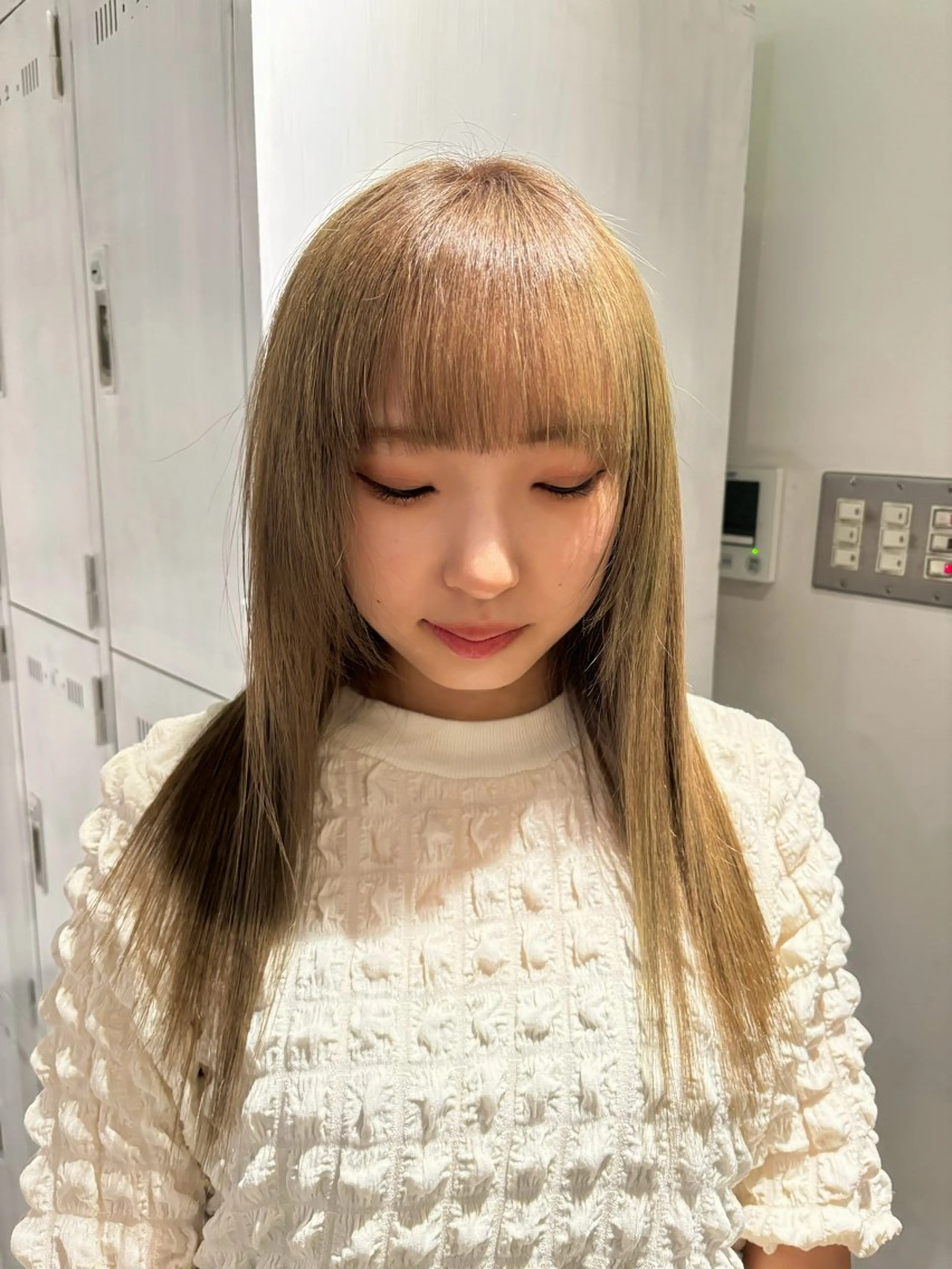 セミロング カラー 💫miyu💫デザ インカラー/アレンジのヘアスタイル