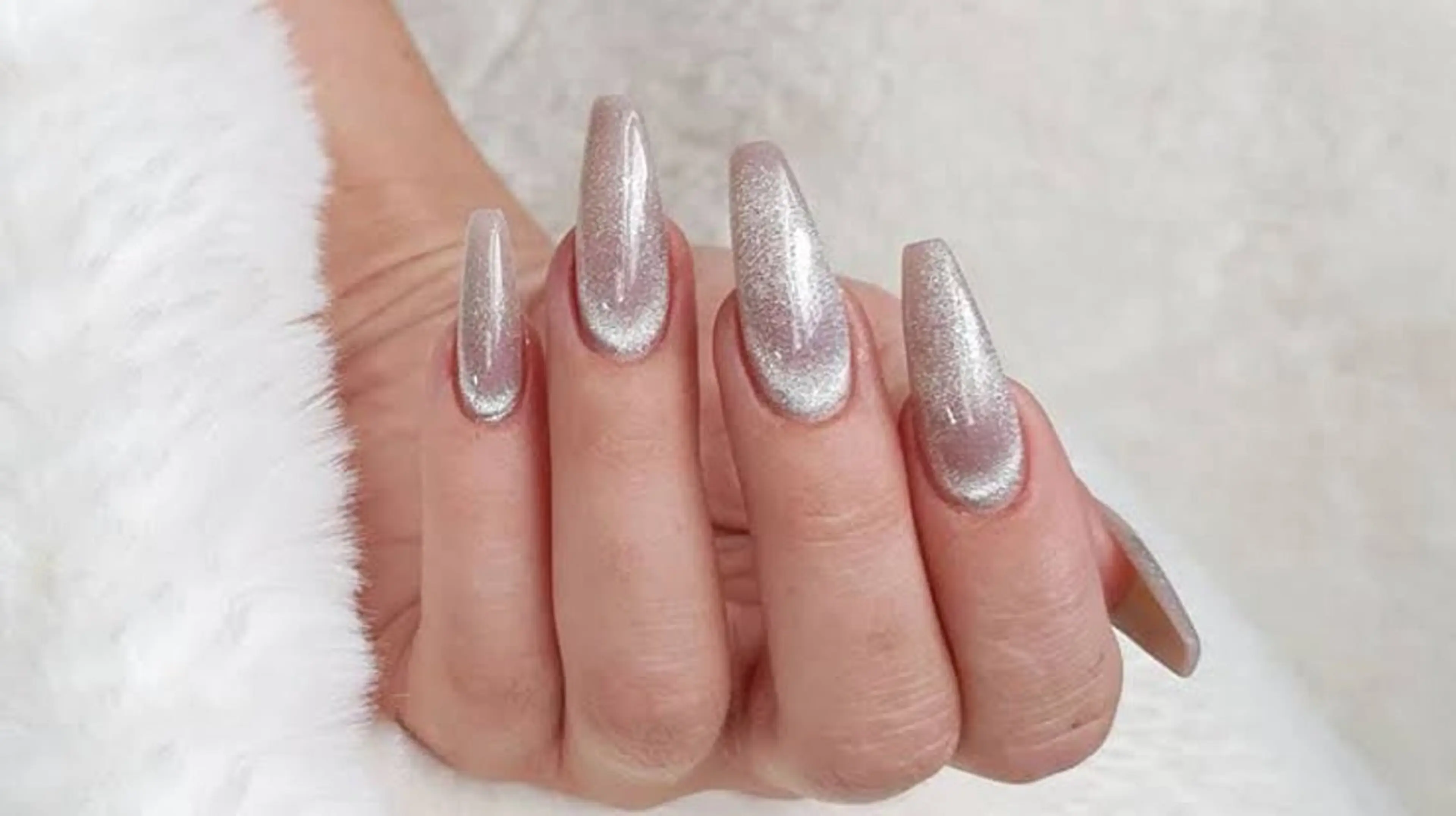 ネイル 清水 ユナのネイルデザイン