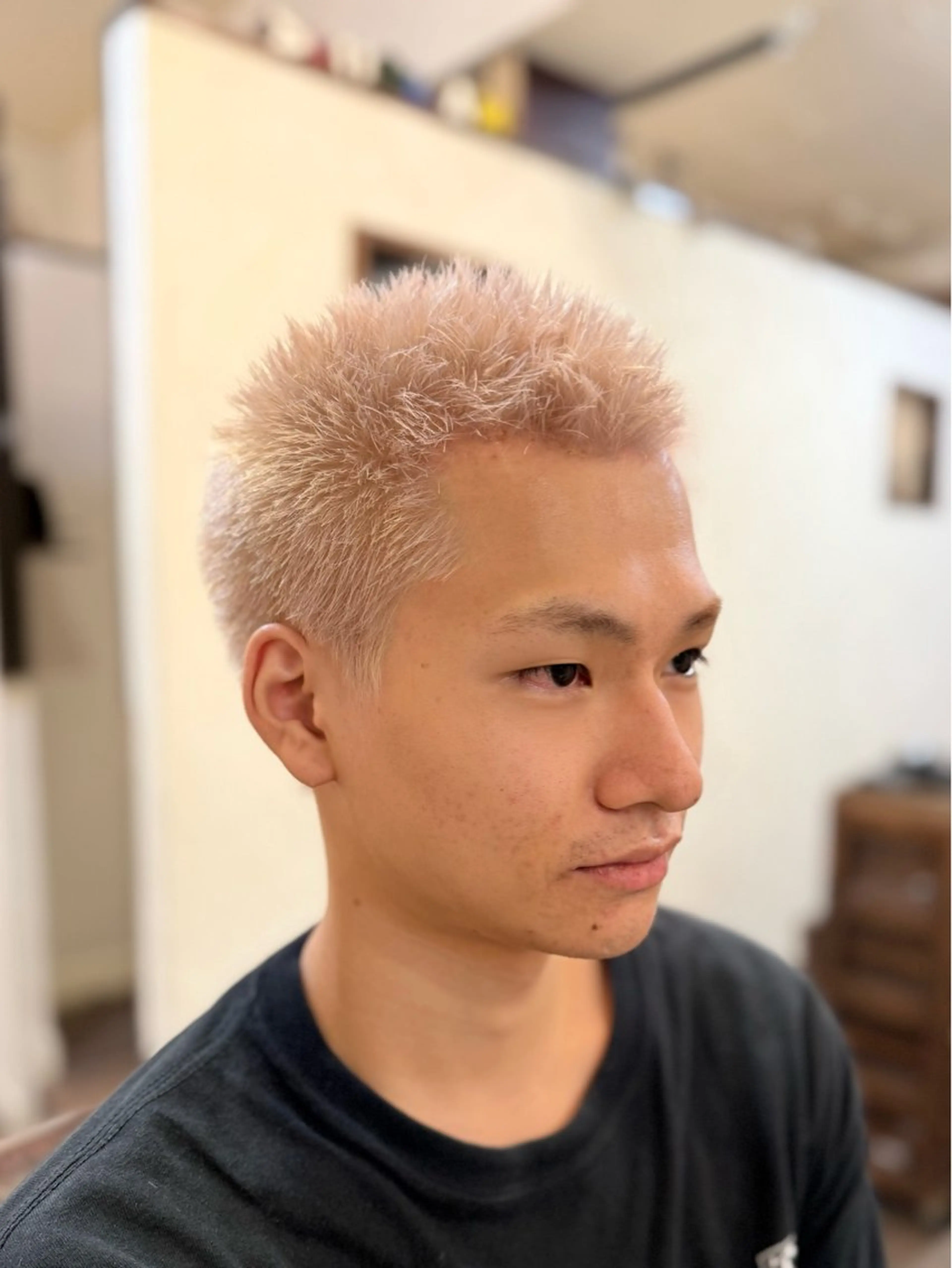 ショート カラー メンズ メンズ/スパイキー ショート/isseyのヘアスタイル