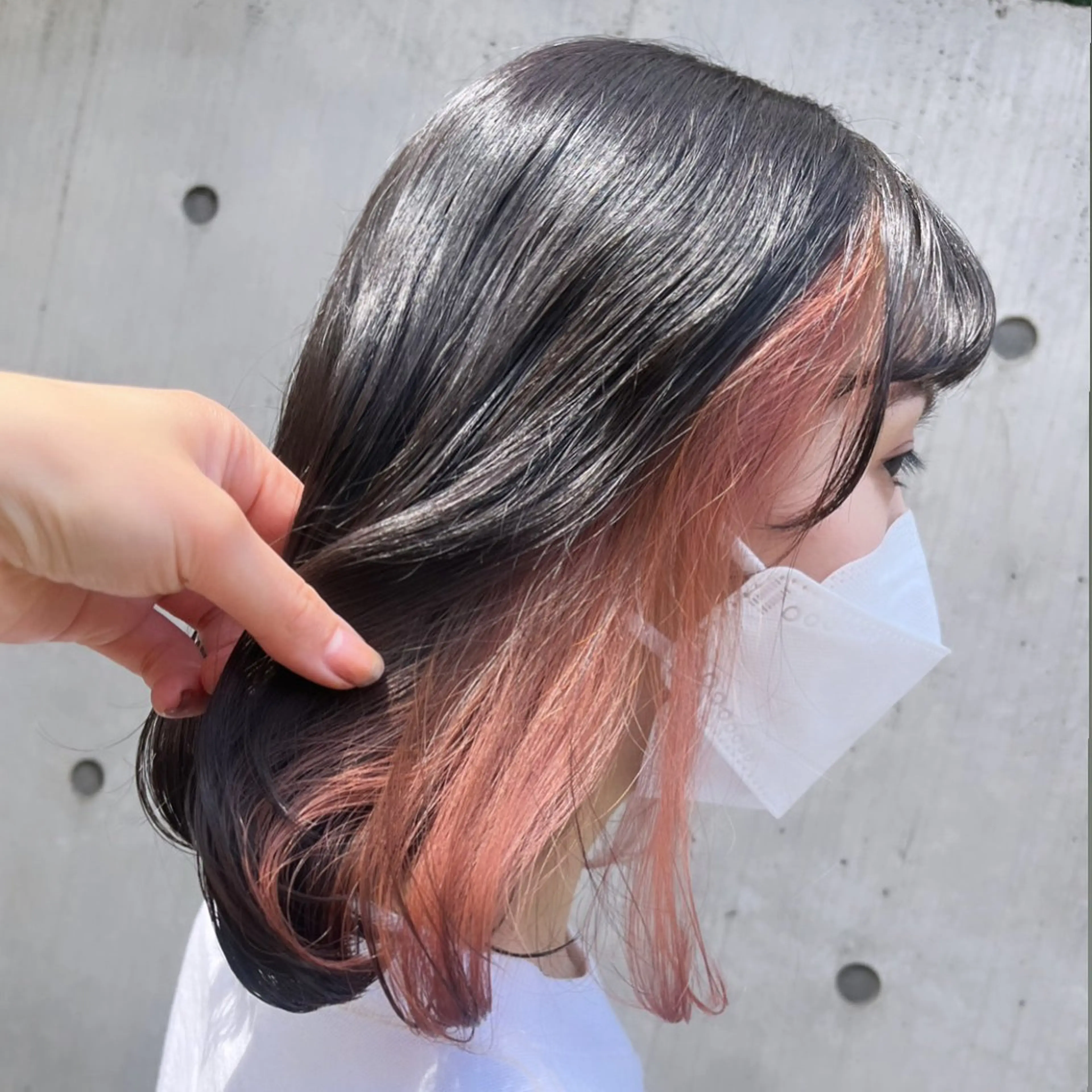 ミディアム カラー ベージュカラー インナーカラー ピンクカラー ピンクベージュ ヘアカラー トリートメント ヘッドスパ ヘアセット カジュアルを女っぽく 𝗮𝘆𝗮𝗰𝗼のヘアスタイル