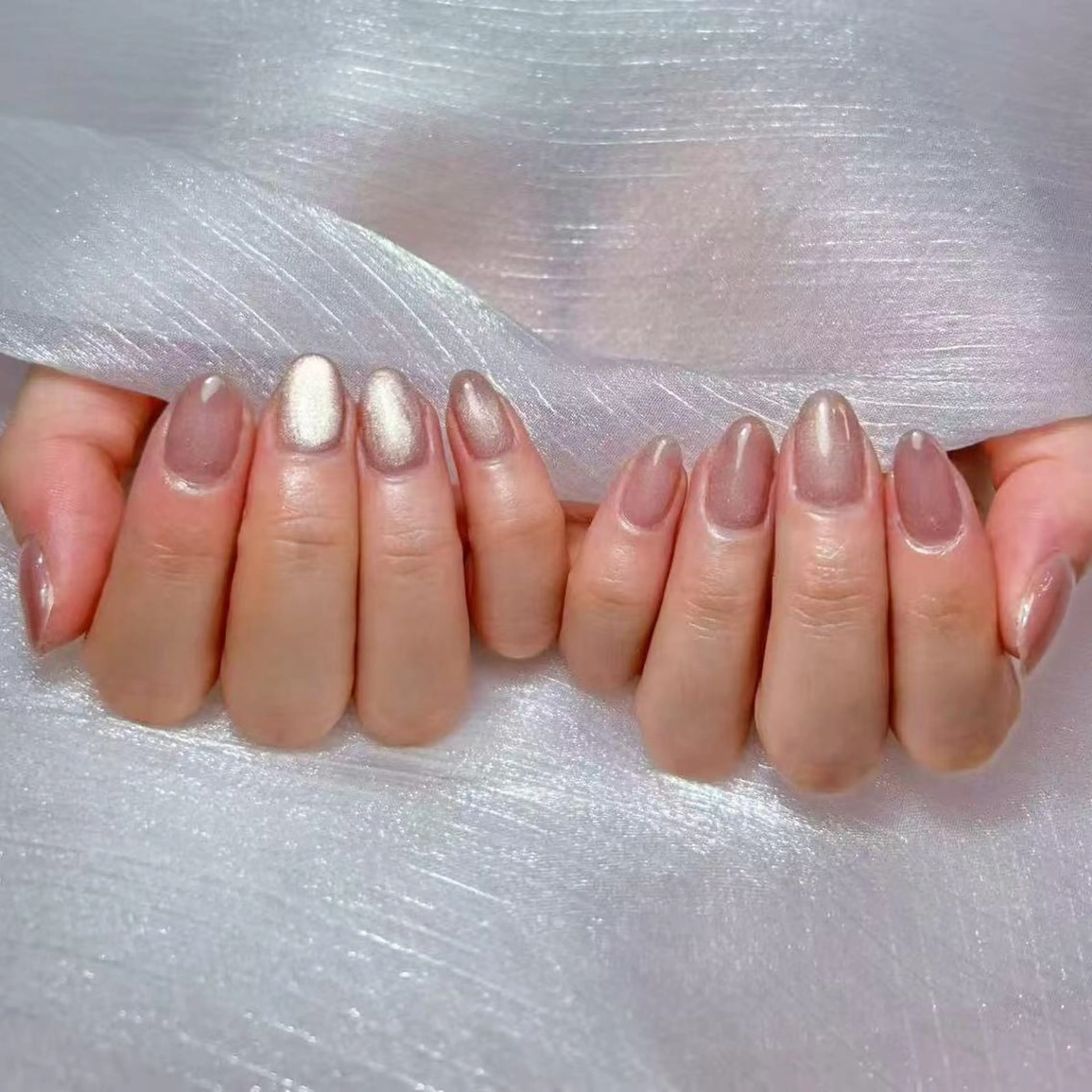 ネイル アートネイル オーロラネイル ガーリー キラキラネイル マグネットネイル ハンドネイル DIAMOND 💅のネイルデザイン