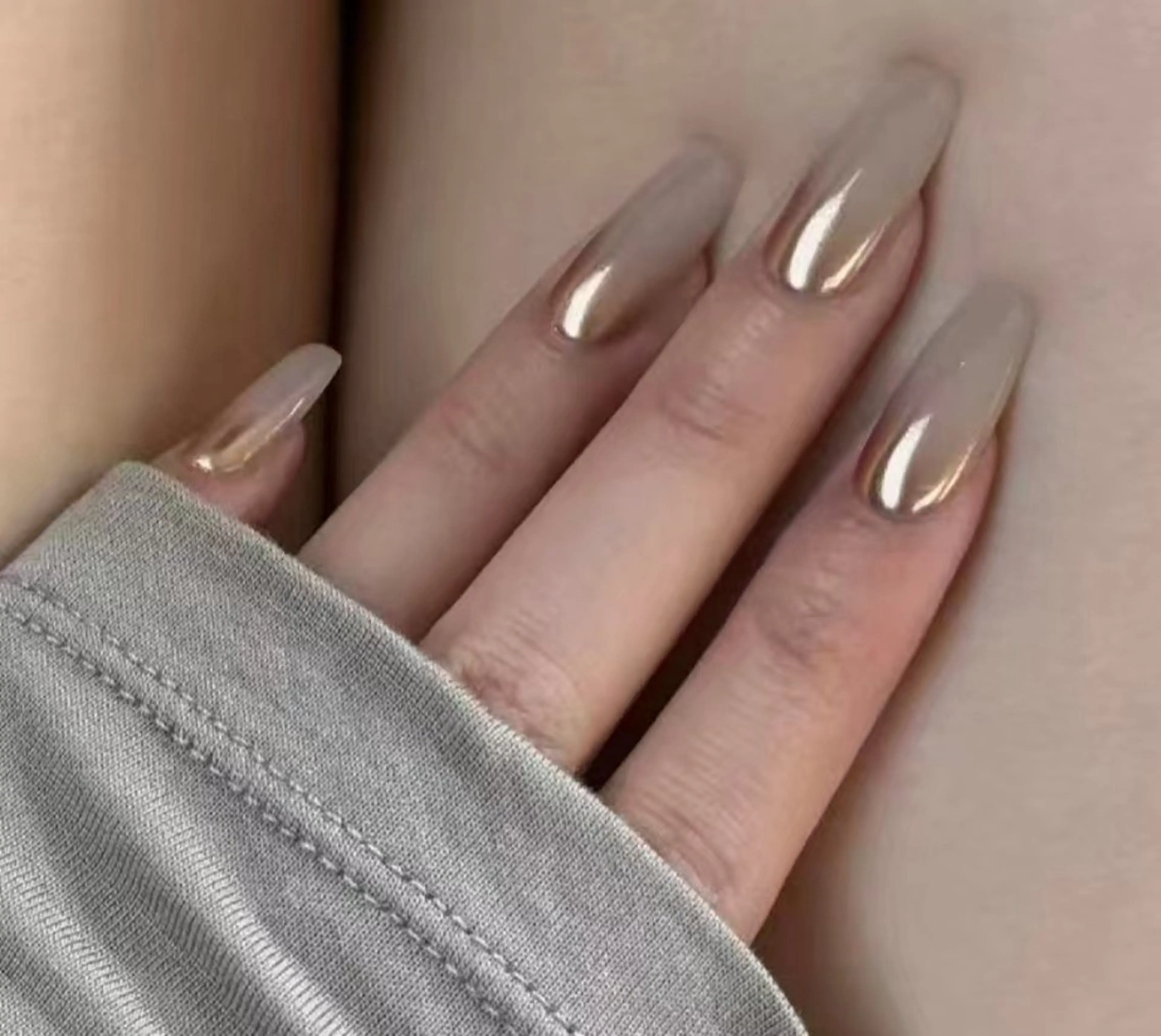 ネイル オーロラネイル フラワーネイル フットネイル フレンチネイル ジェルネイル ハンドネイル ハンドケア BabyYouMi nailのネイルデザイン