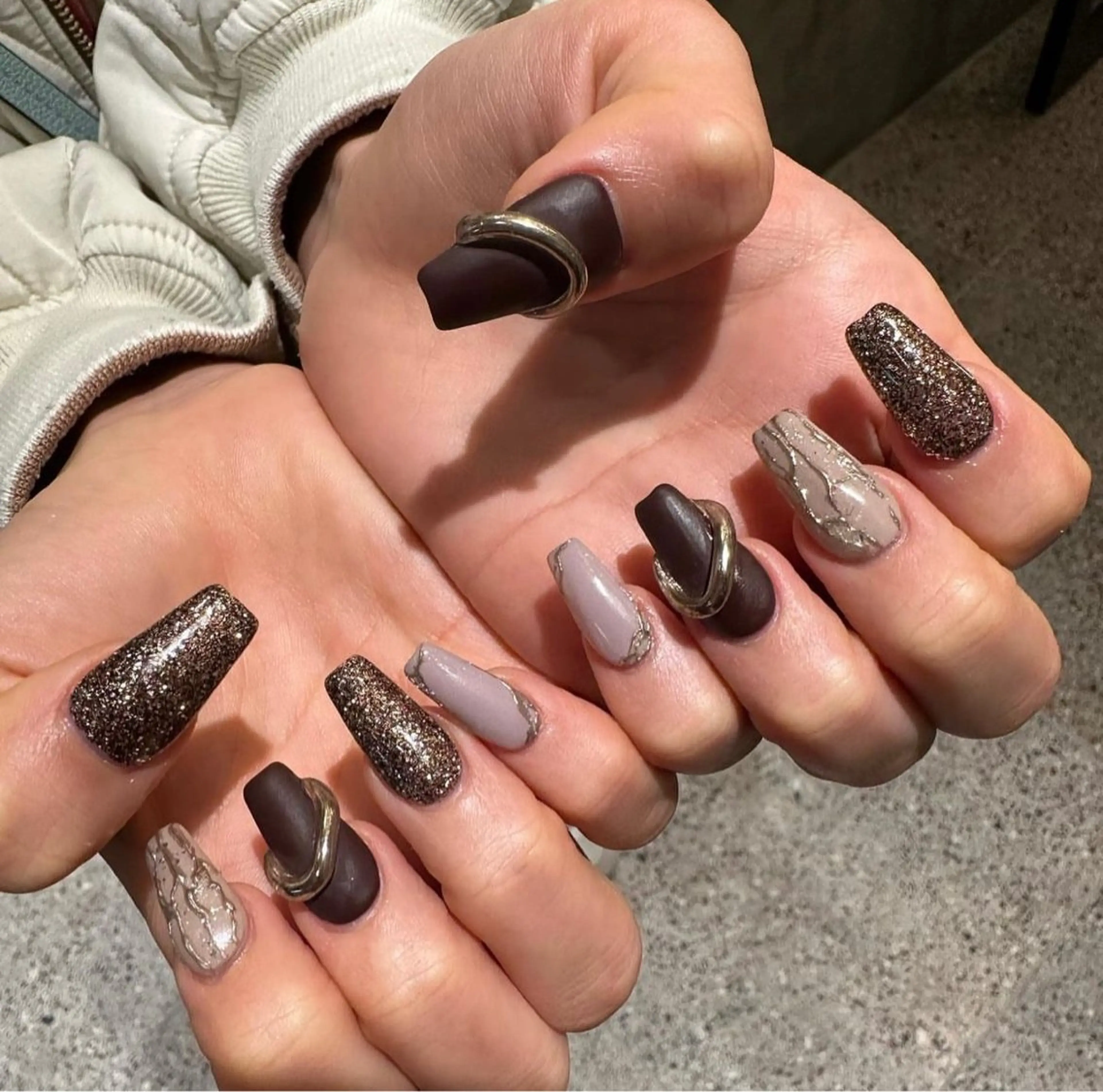 ロング m kaori𓃟のネイルデザイン