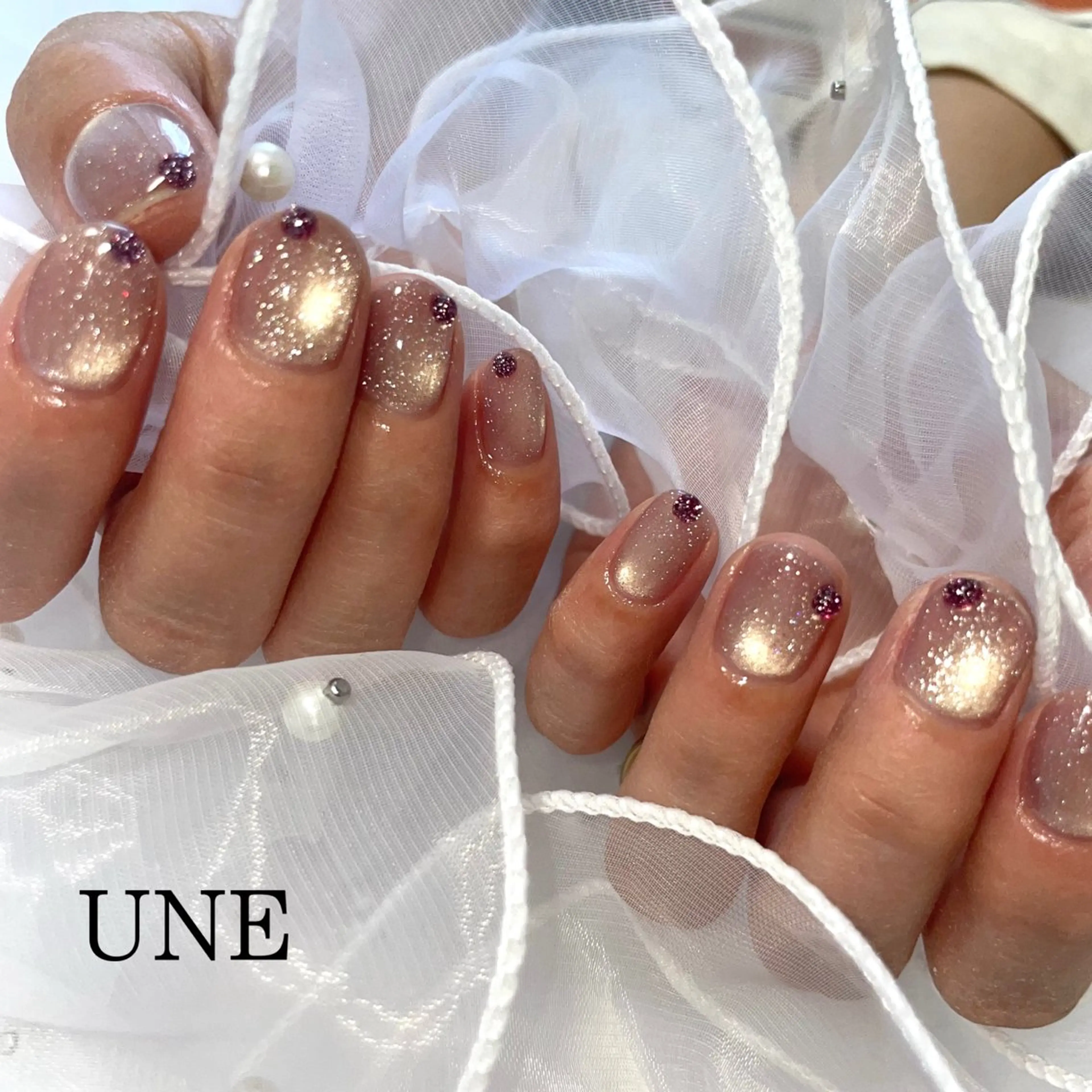 ネイル フラッシュネイル フラッシュマグ UNE.【ユヌ】 Jr.NANAのネイルデザイン