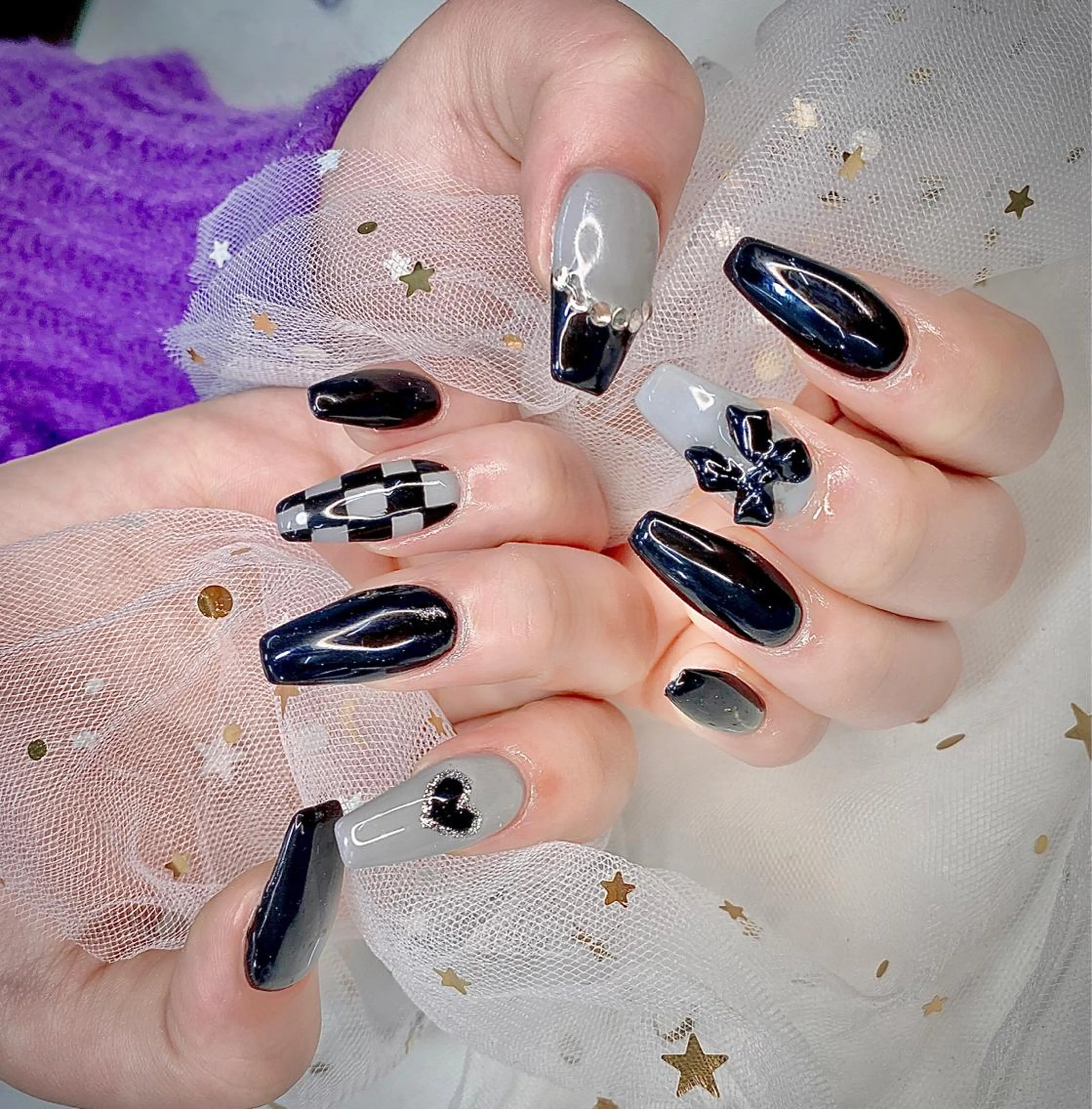 ネイル I-nailロング /ワンホン/キラキラのネイルデザイン