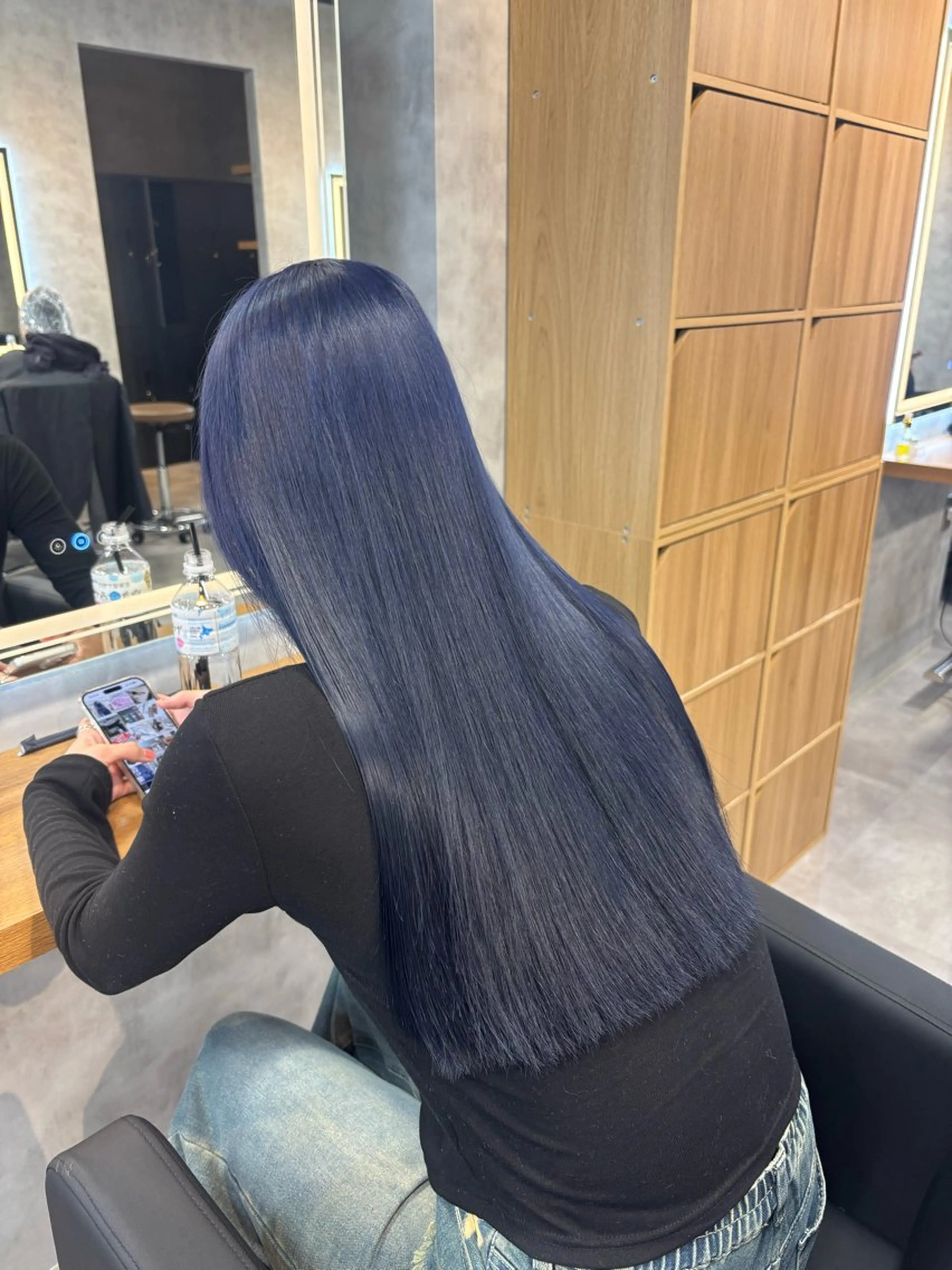 ロング カラー ヘアアレンジ ヘアカラー トリートメント ヘッドスパ ヘアセット 透明感ブリーチカラー 🌈TOMOHIROのヘアスタイル