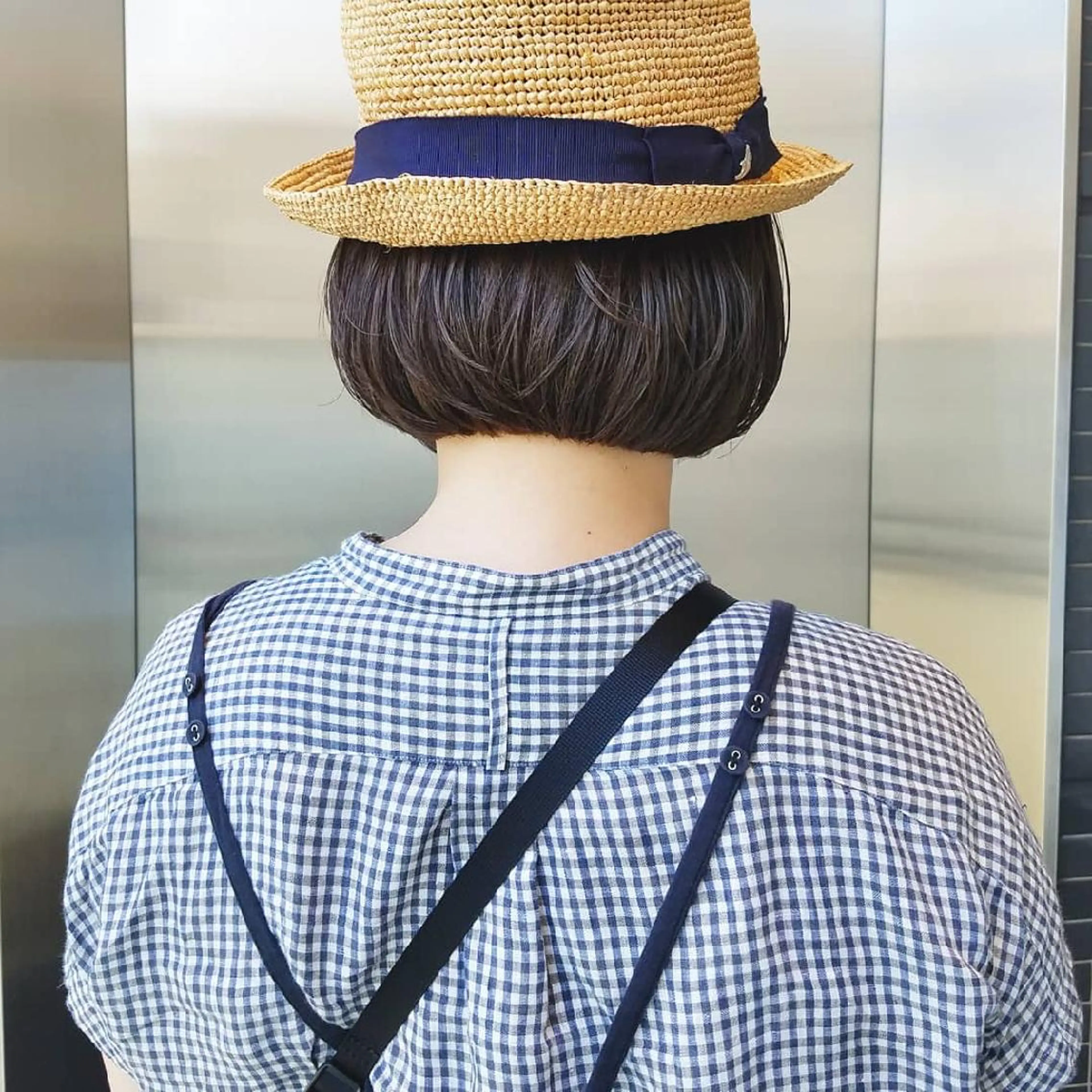 ショート カラー ボブ iplus まつげ、眉毛、耳つぼのマツエク・マツパデザイン