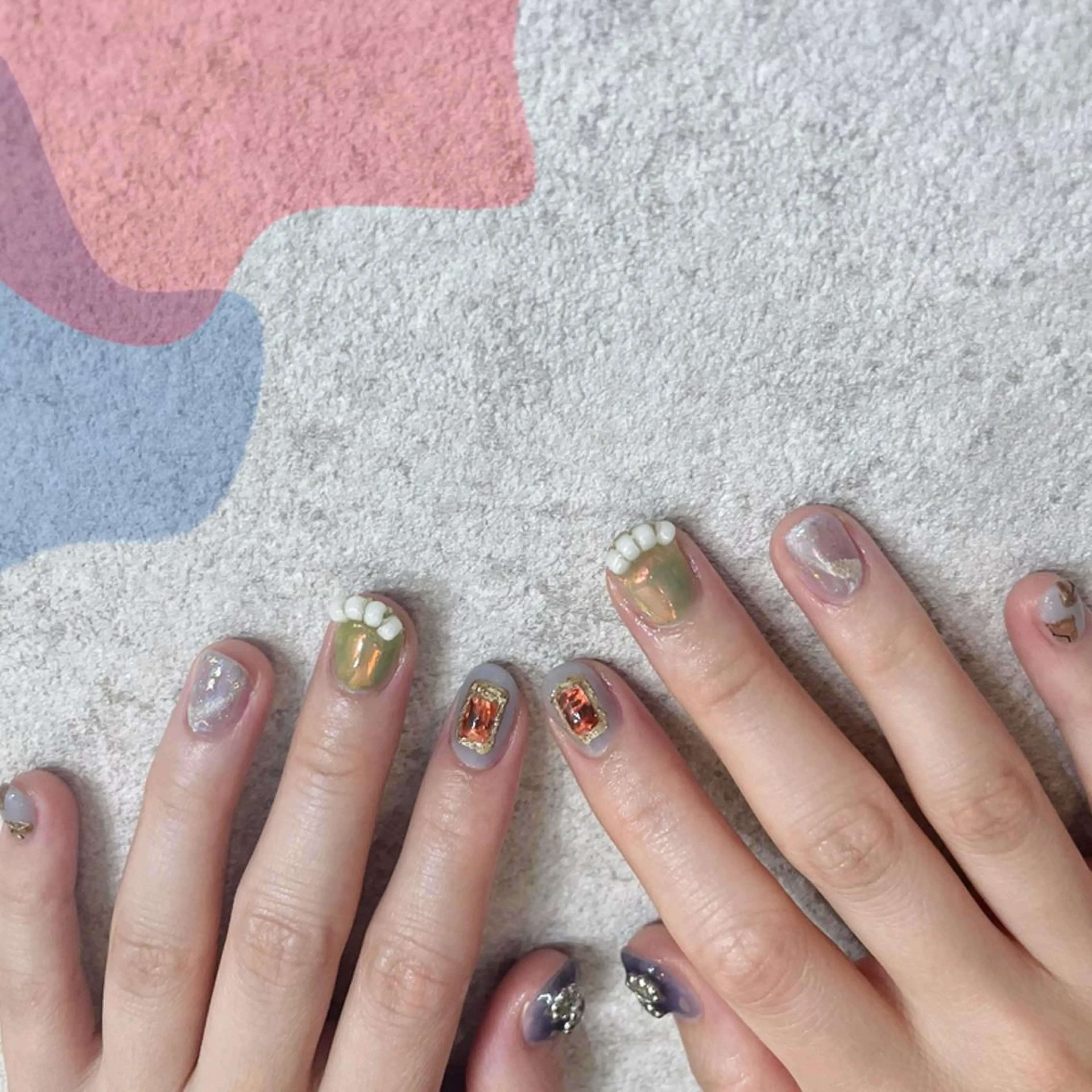 ミディアム VOLLMOND nailのネイルデザイン