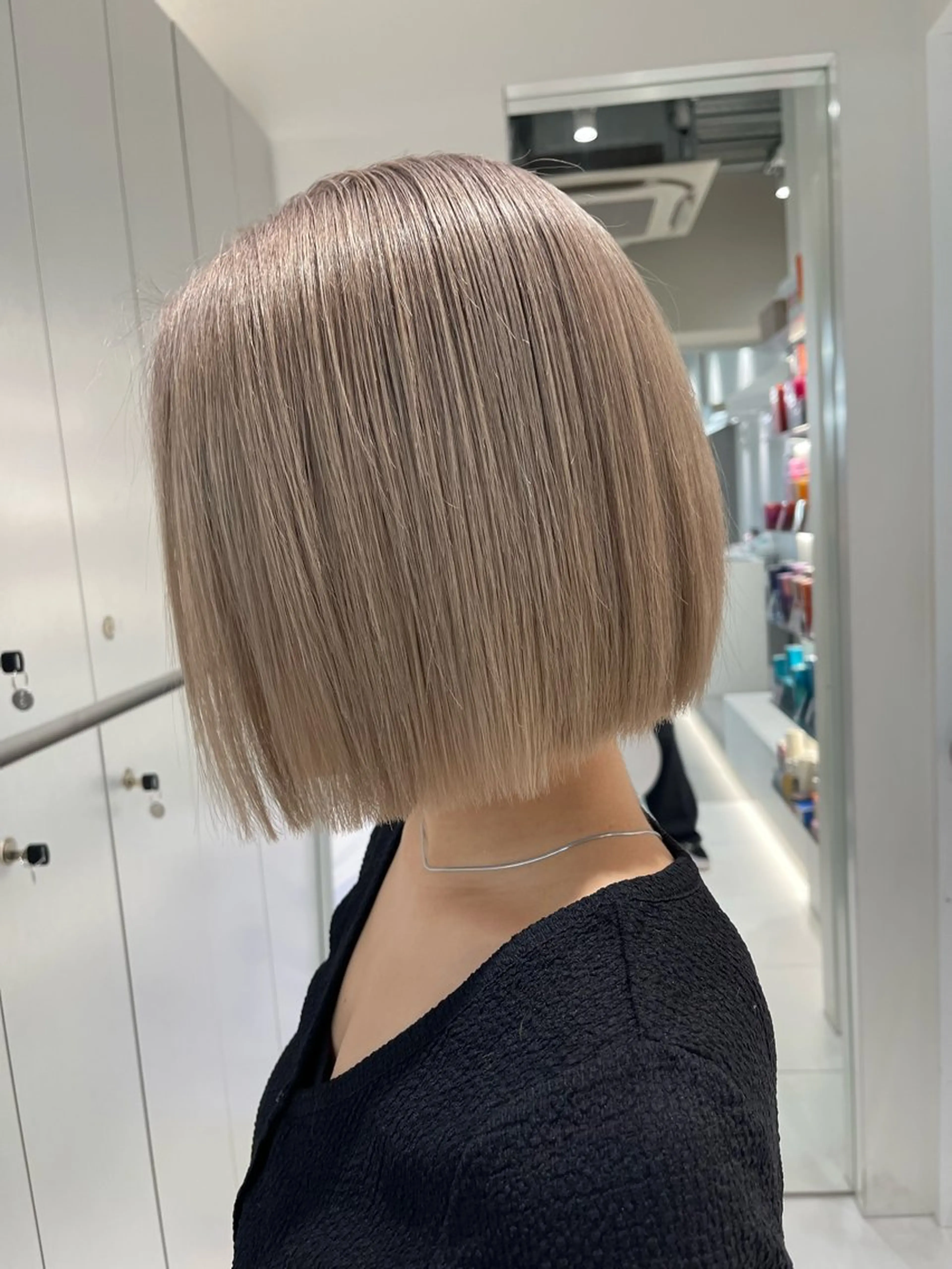 ショート カラー ハイトーンカラー トリートメント /カラー/NAOKIのヘアスタイル