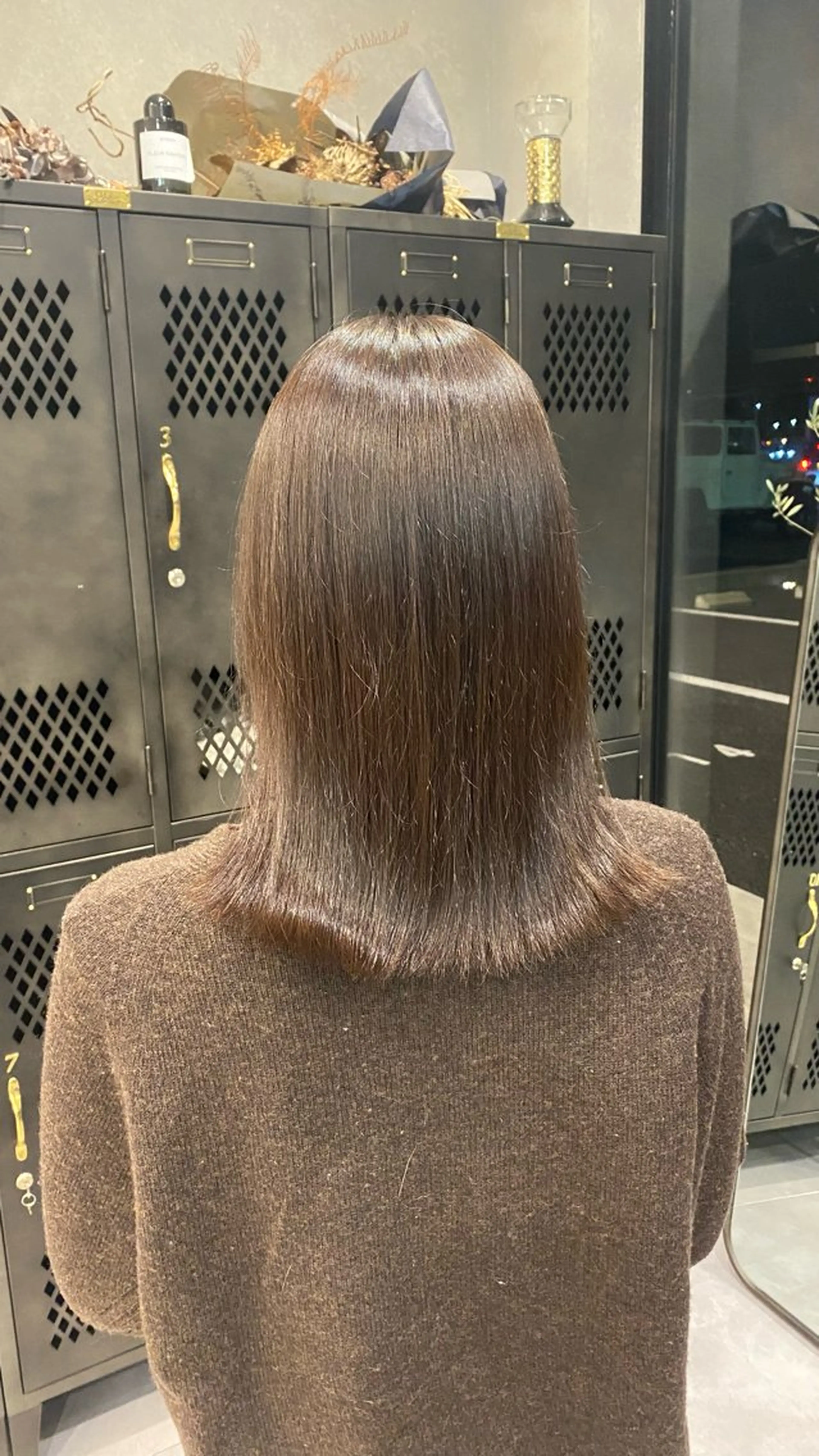 ミディアム カラー グレージュ トリートメント waku所属・豊橋/菜月/ブリーチ /艶カラーハイトーンのヘアスタイル