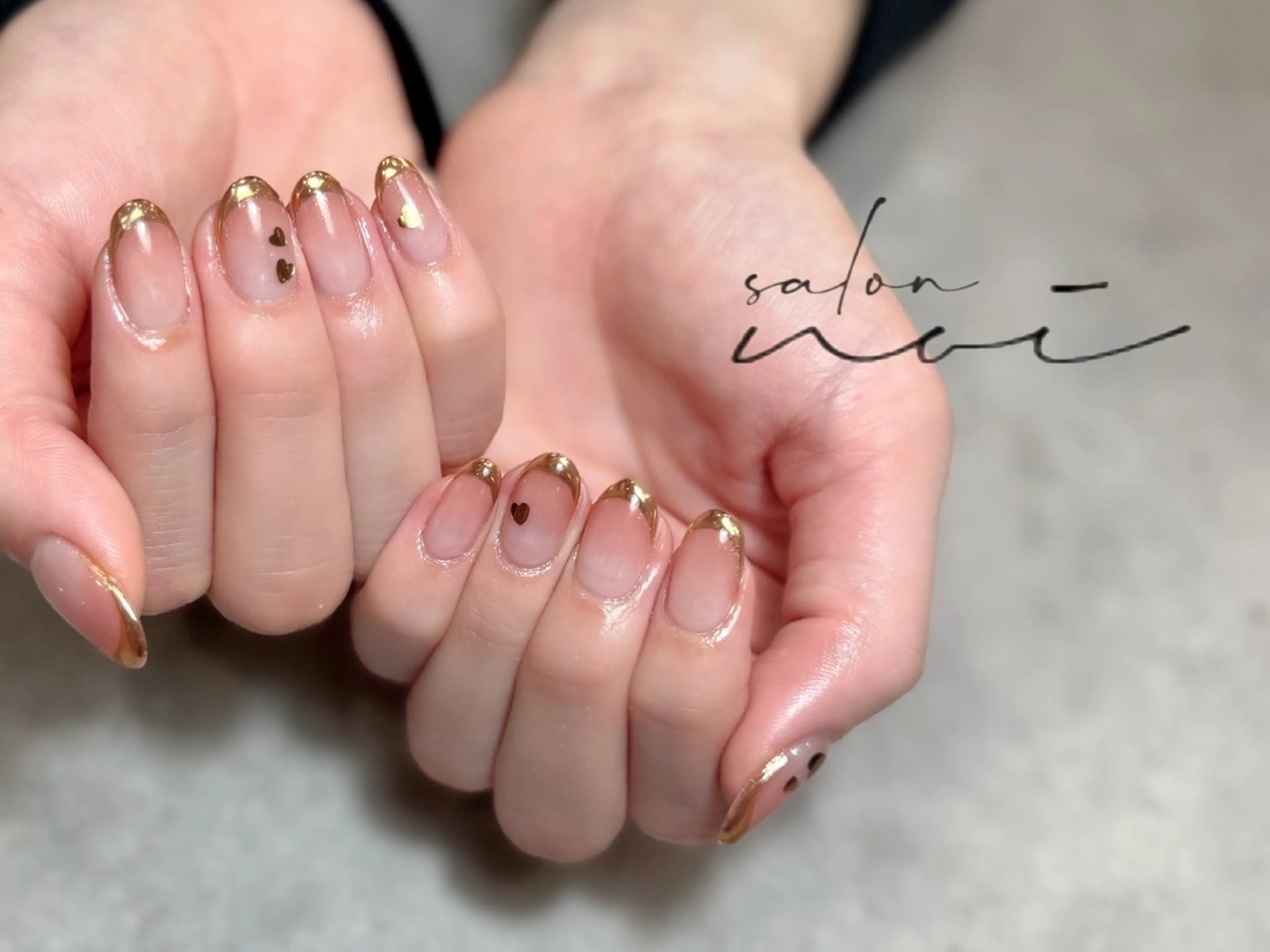ネイル フレンチネイル グラデーション ミラーネイル ハンドネイル salon noi所属・salon noiのネイルデザイン