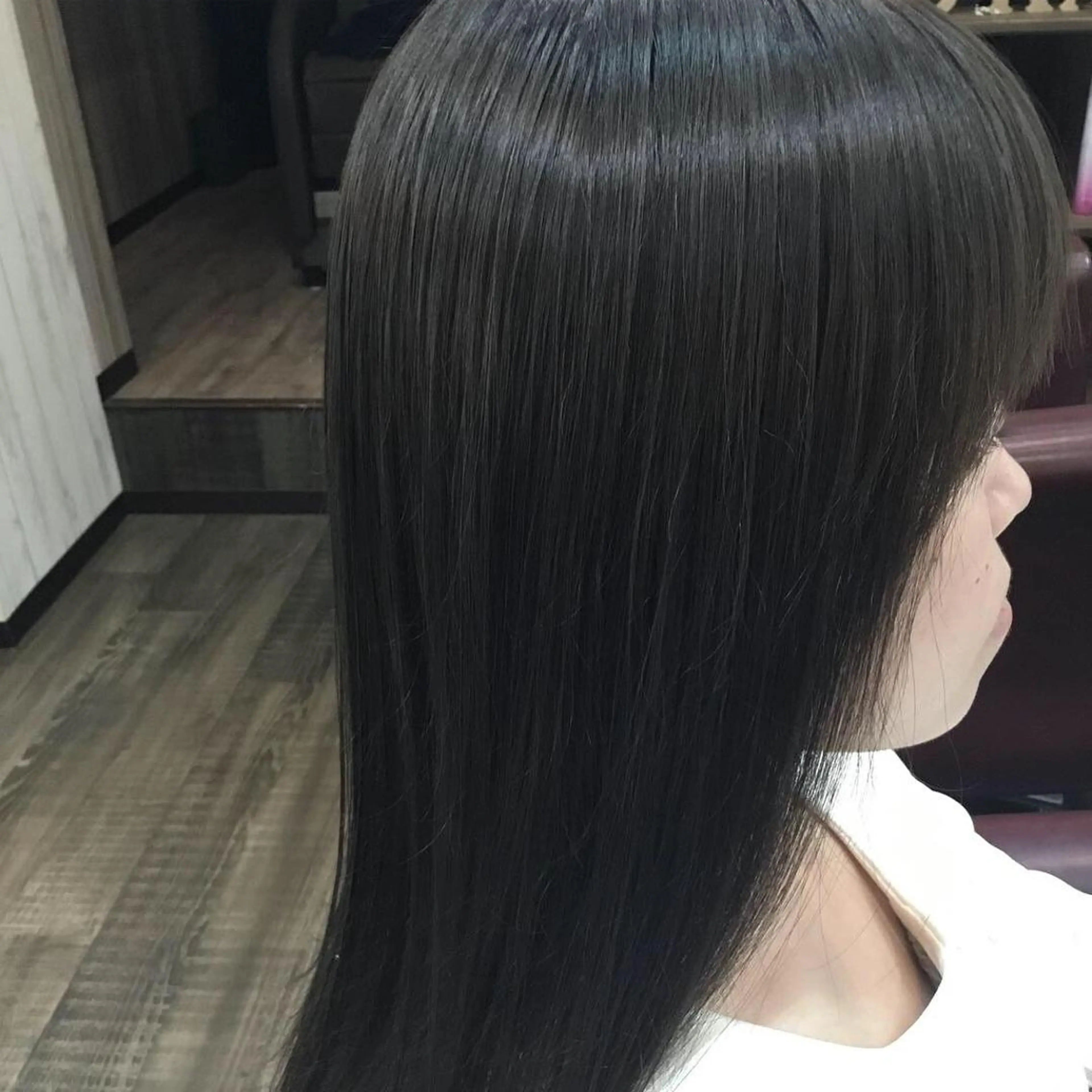 セミロング カラー パーマ 金崎 新吾のヘアスタイル