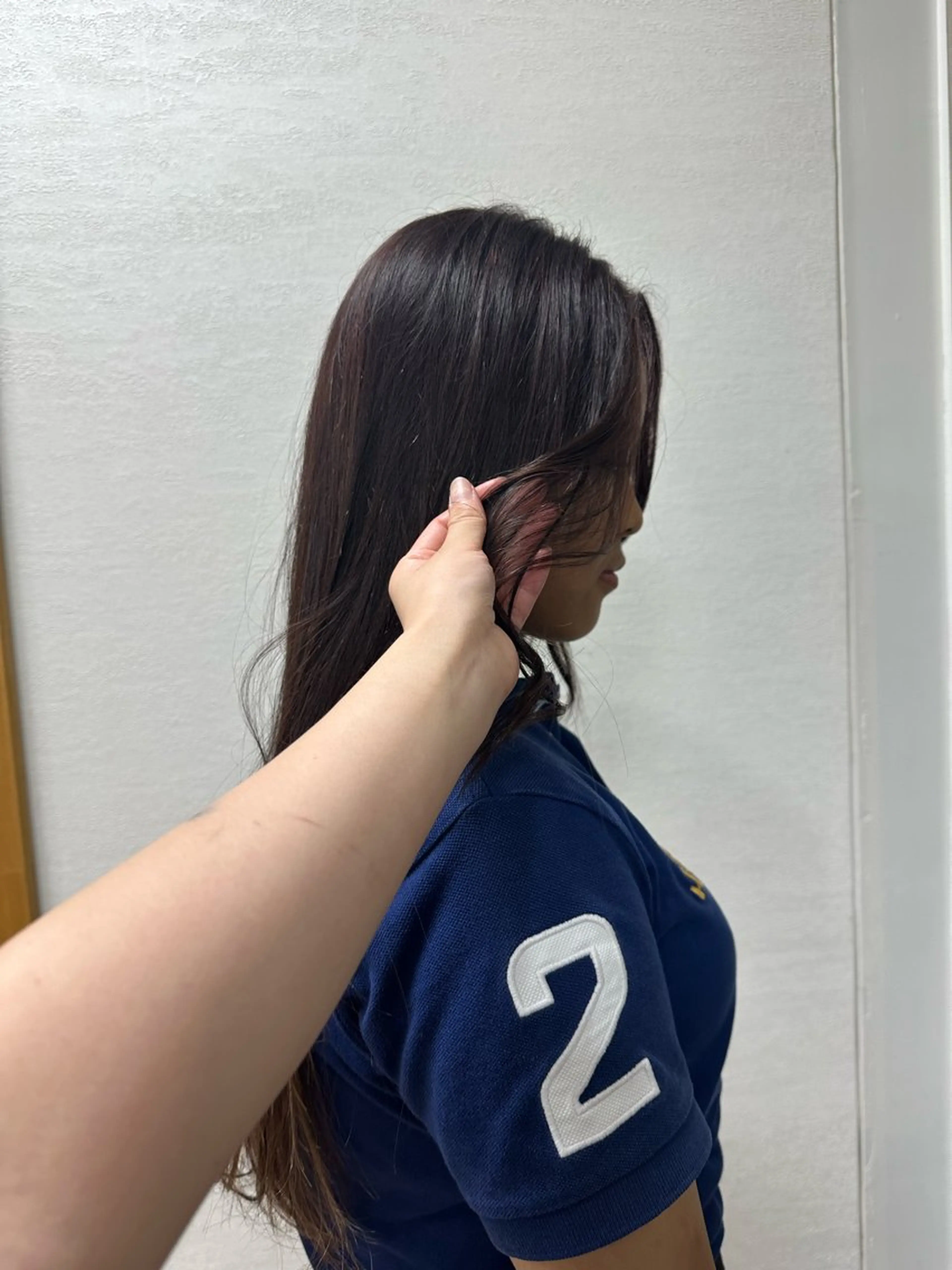 ロング カラー ヘアカラー plaatje所属・山本 百桜のヘアスタイル