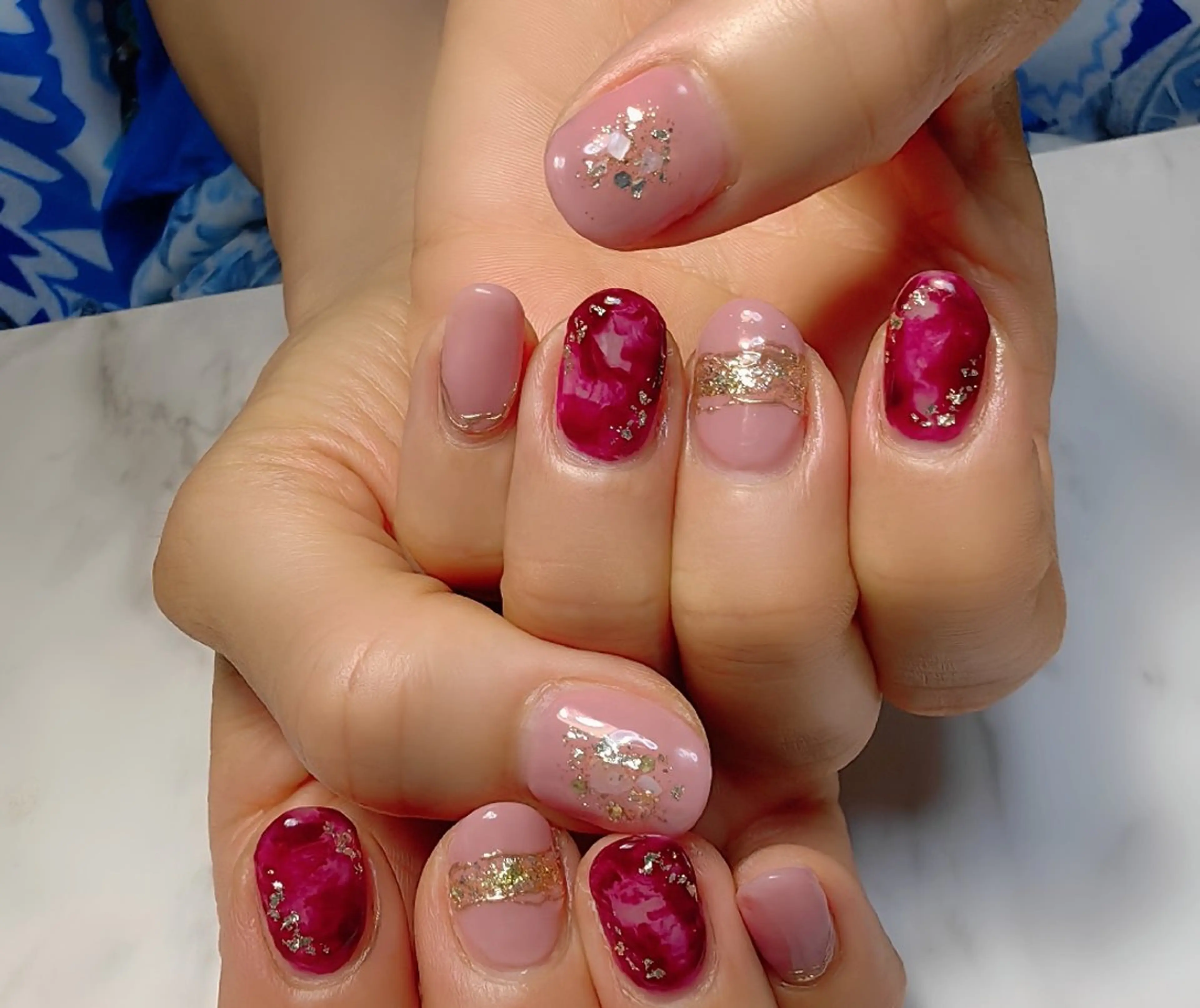 ネイル べっ甲ネイル 赤色 ハンドネイル reve あやののネイルデザイン