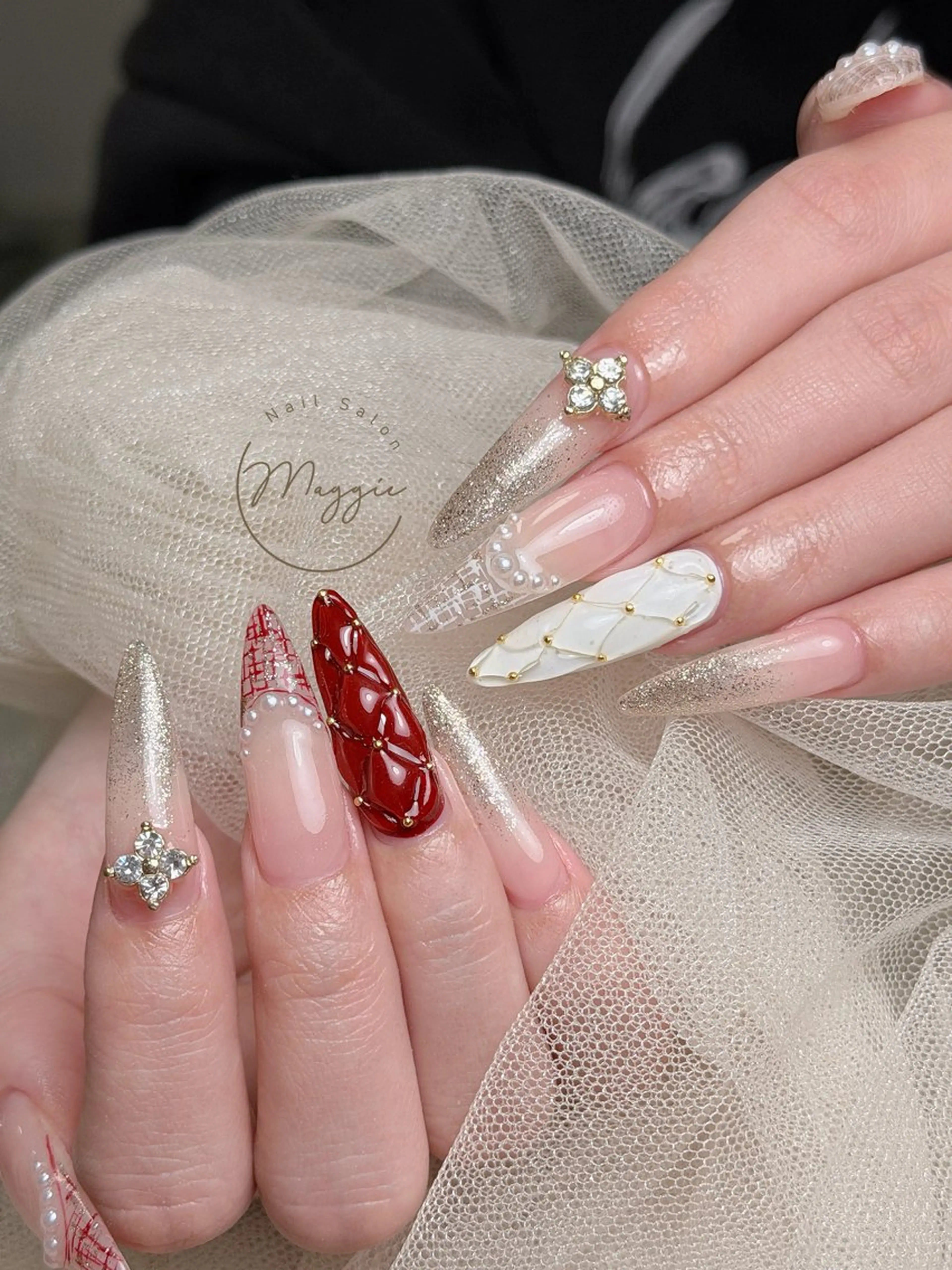 ネイル Maggie Nail🦩のネイルデザイン