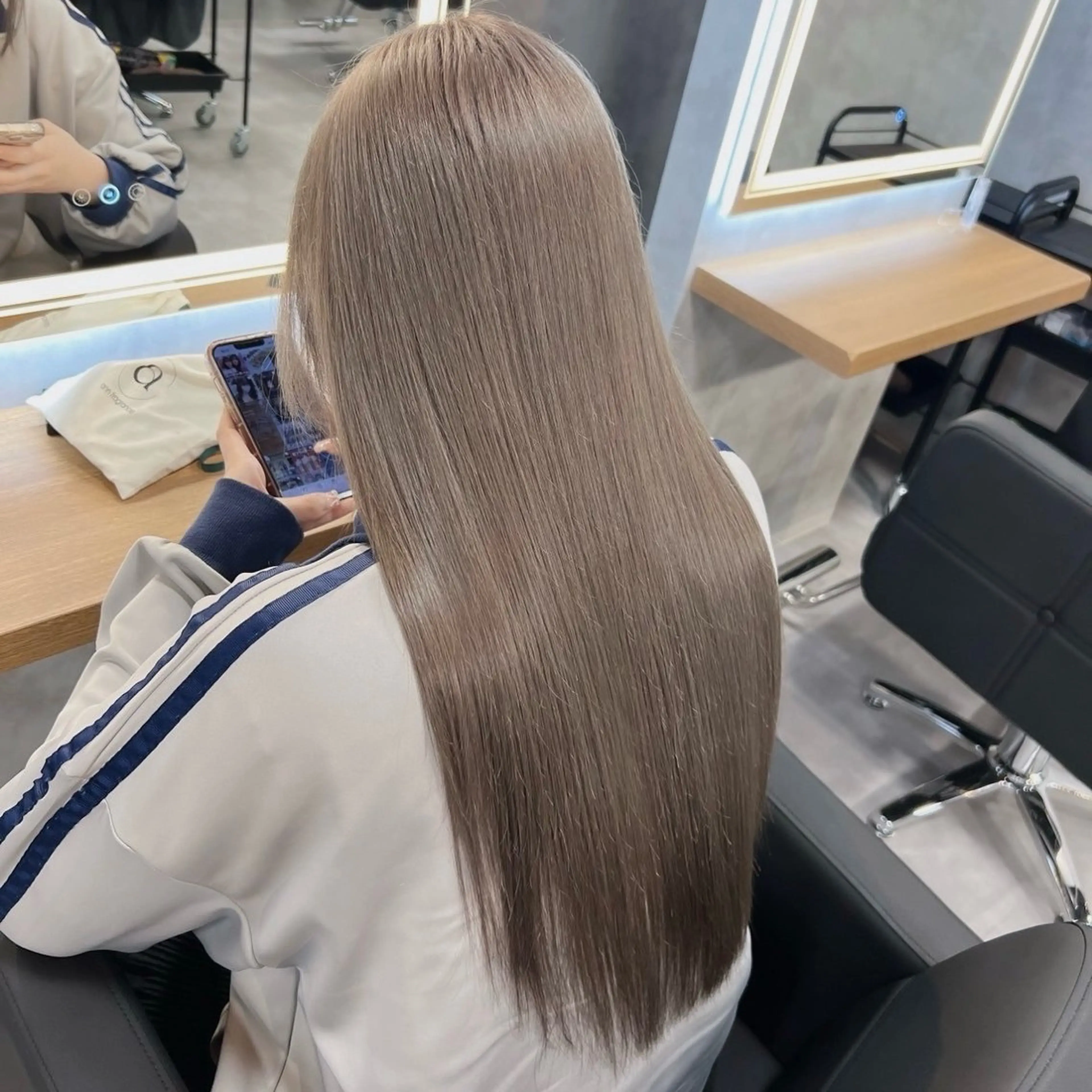 カラー ベージュカラー ブリーチ グレージュ ブリーチなしカラー ベージュ・グレー ジュ達人KOJIROのヘアスタイル