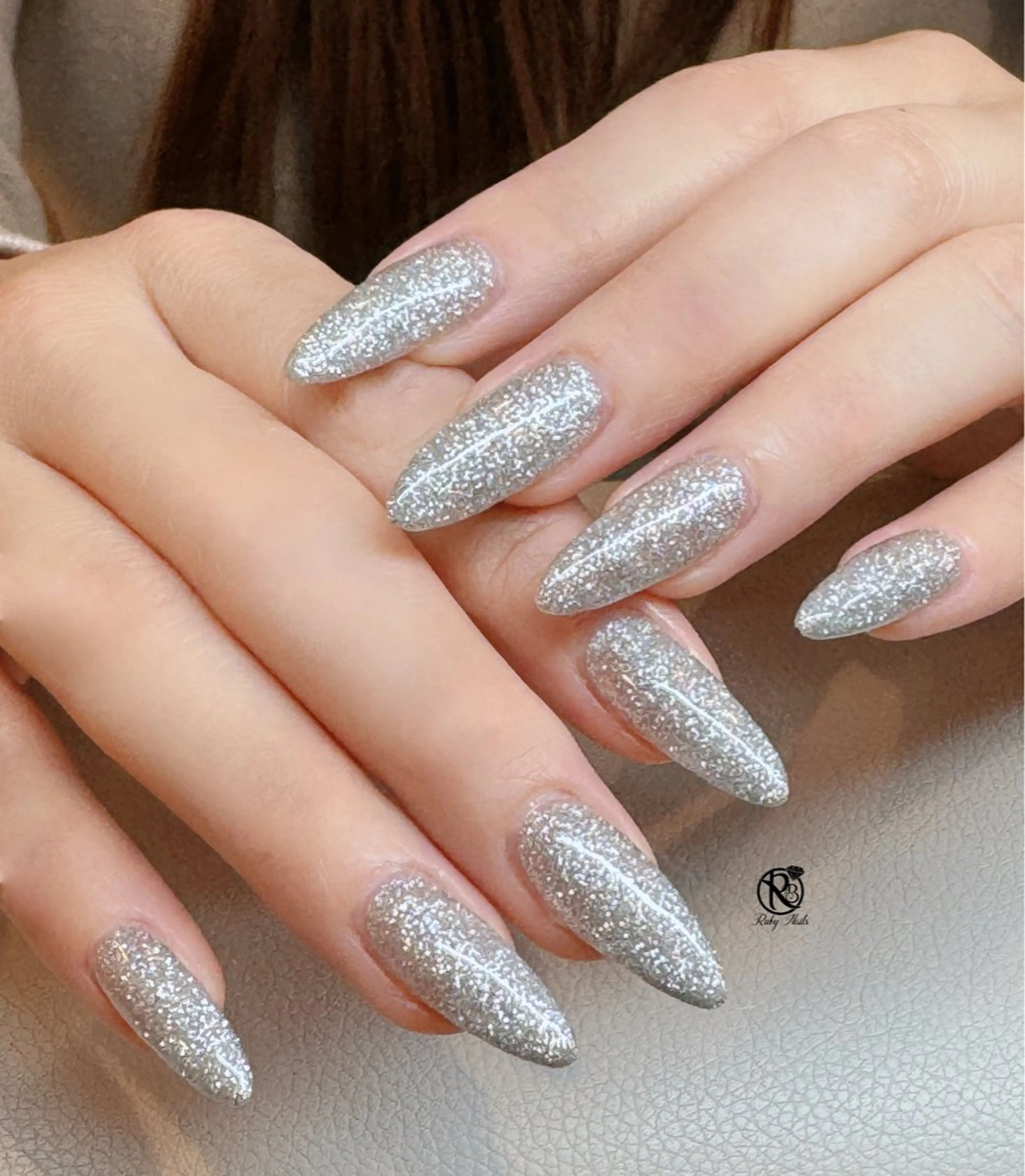 ネイル ボルドー ブラウン チークネイル ドット フットネイル ハンドネイル チェリネイルサロン 霞ヶ関のネイルデザイン