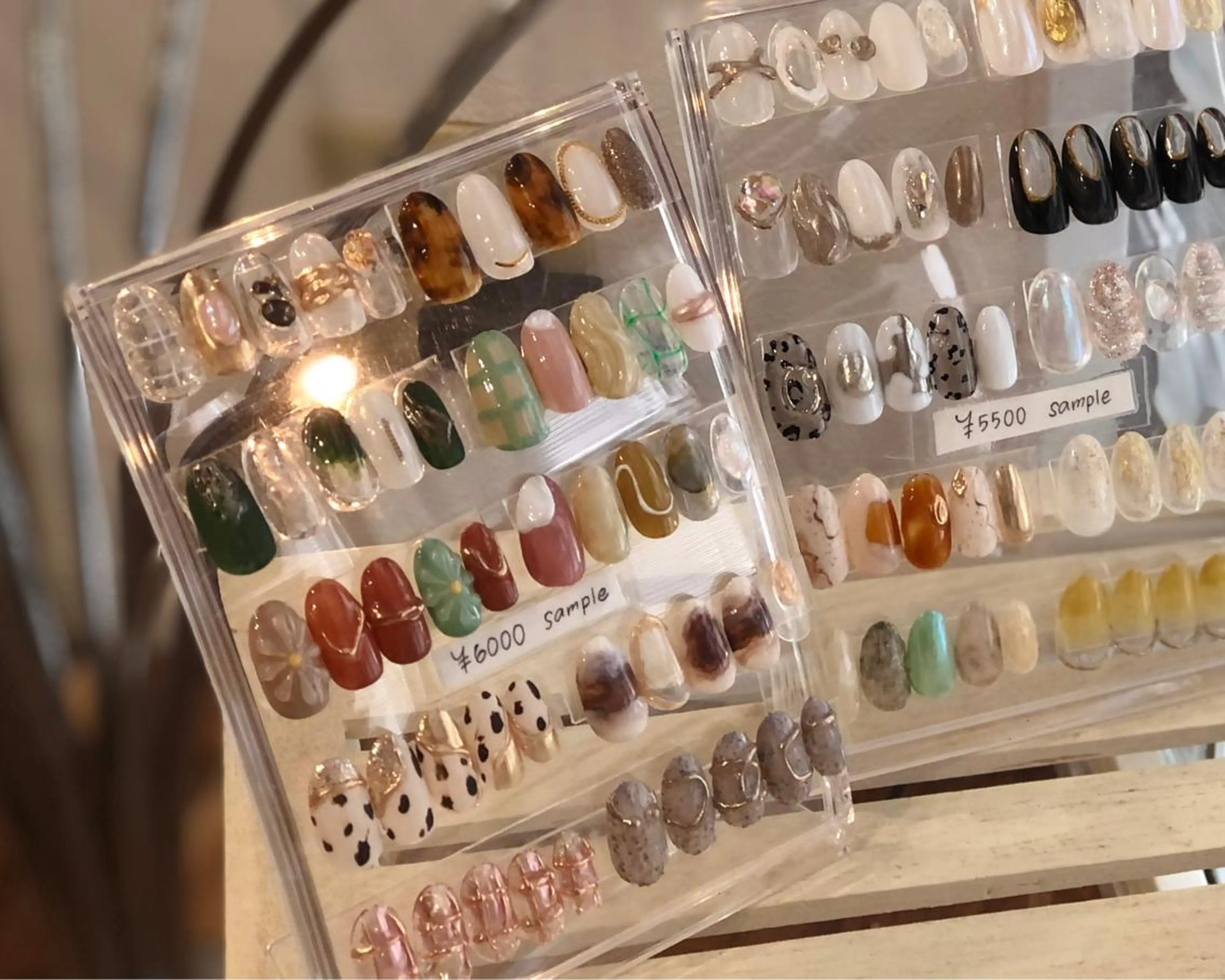 ネイル le'a moe KONAMIのネイルデザイン