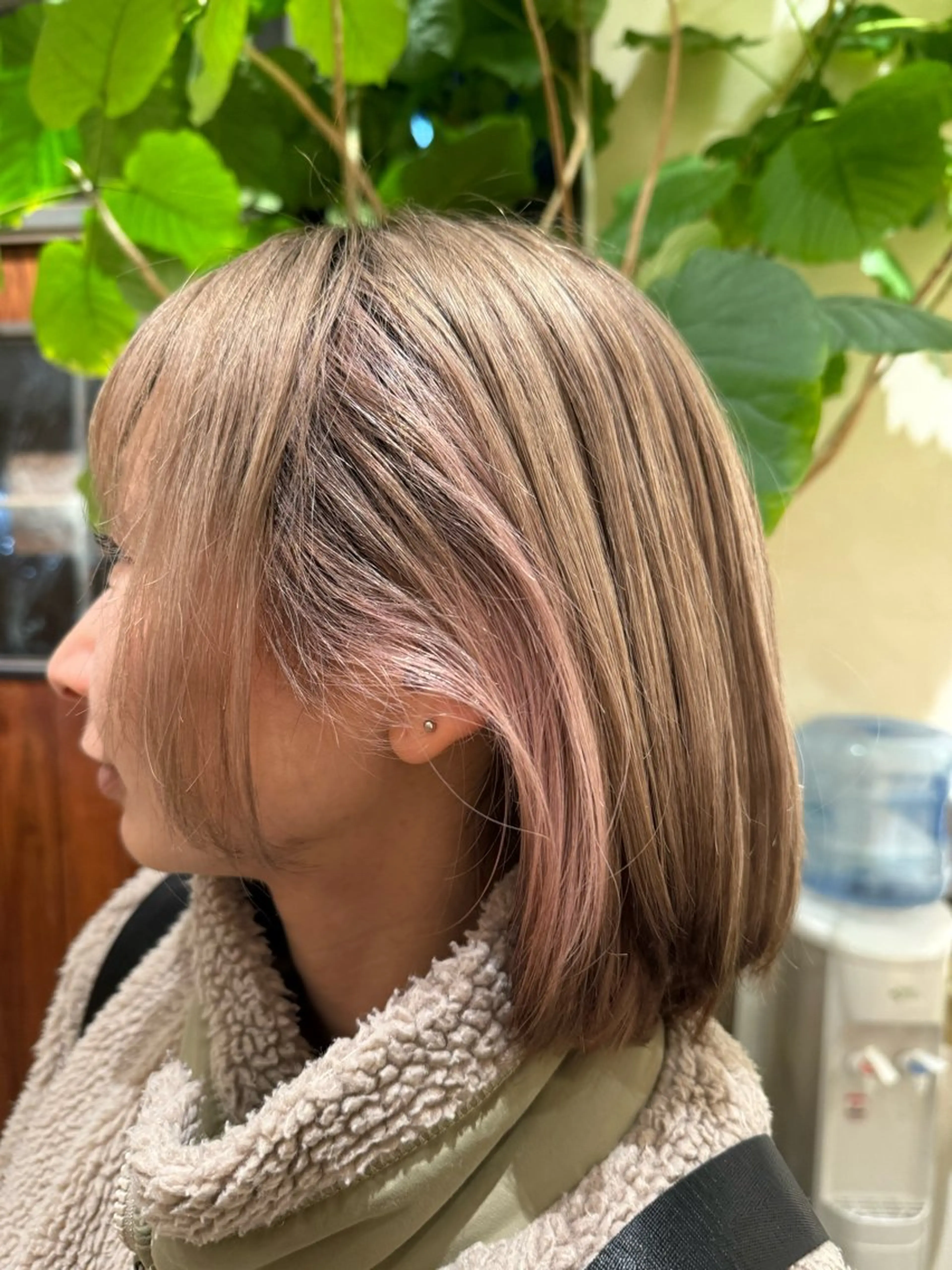 カラー ベージュカラー ピンクカラー ヘアカラー 安藤 来桃のヘアスタイル