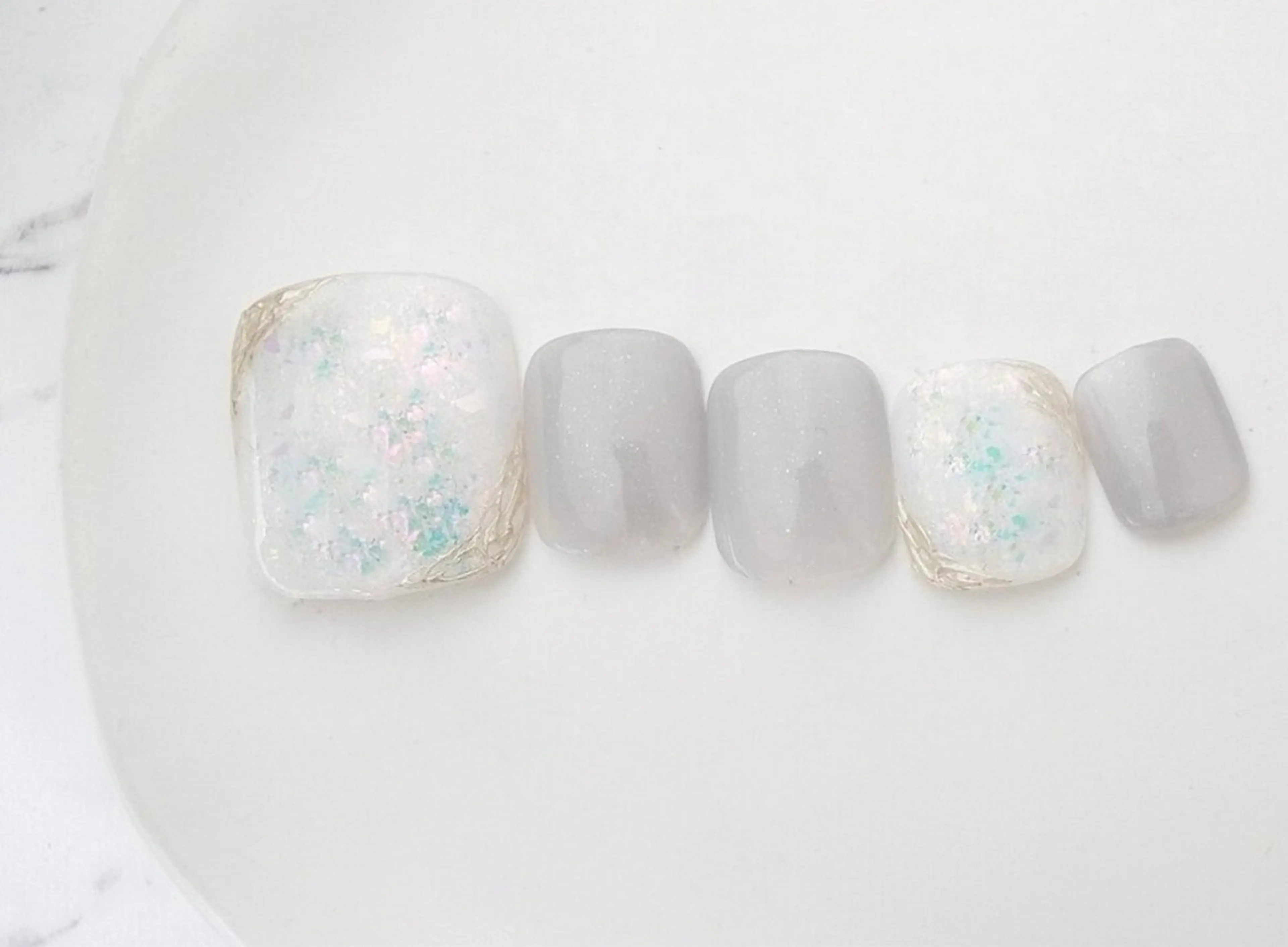 ネイル 大塚眉毛|ハンドケア |肌管理の眉毛・アイブロウイメージ