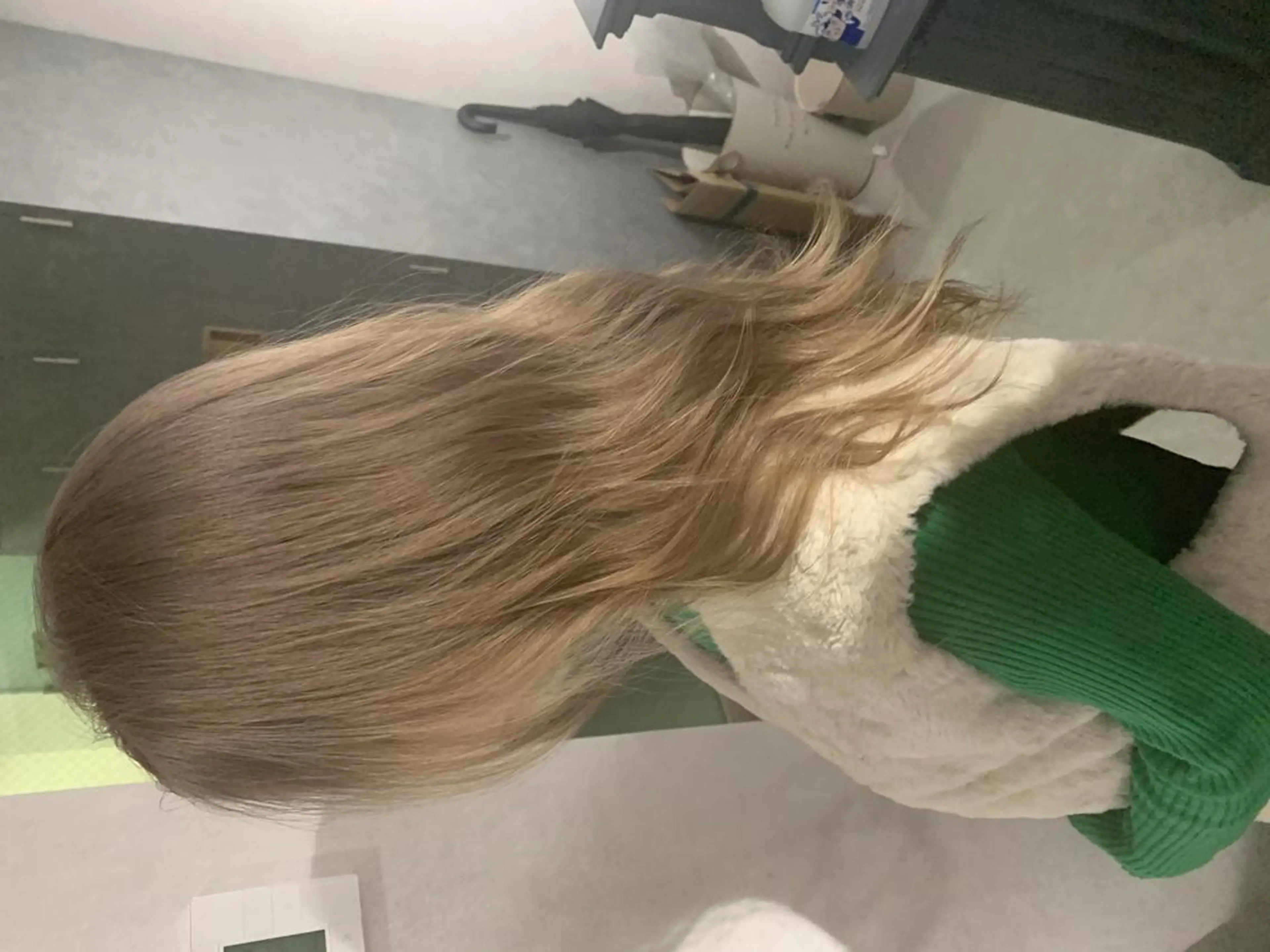 セミロング ヘアカラー トリートメント ハイトーンカラー× 髪質改善　川嶋宏旭のヘアスタイル