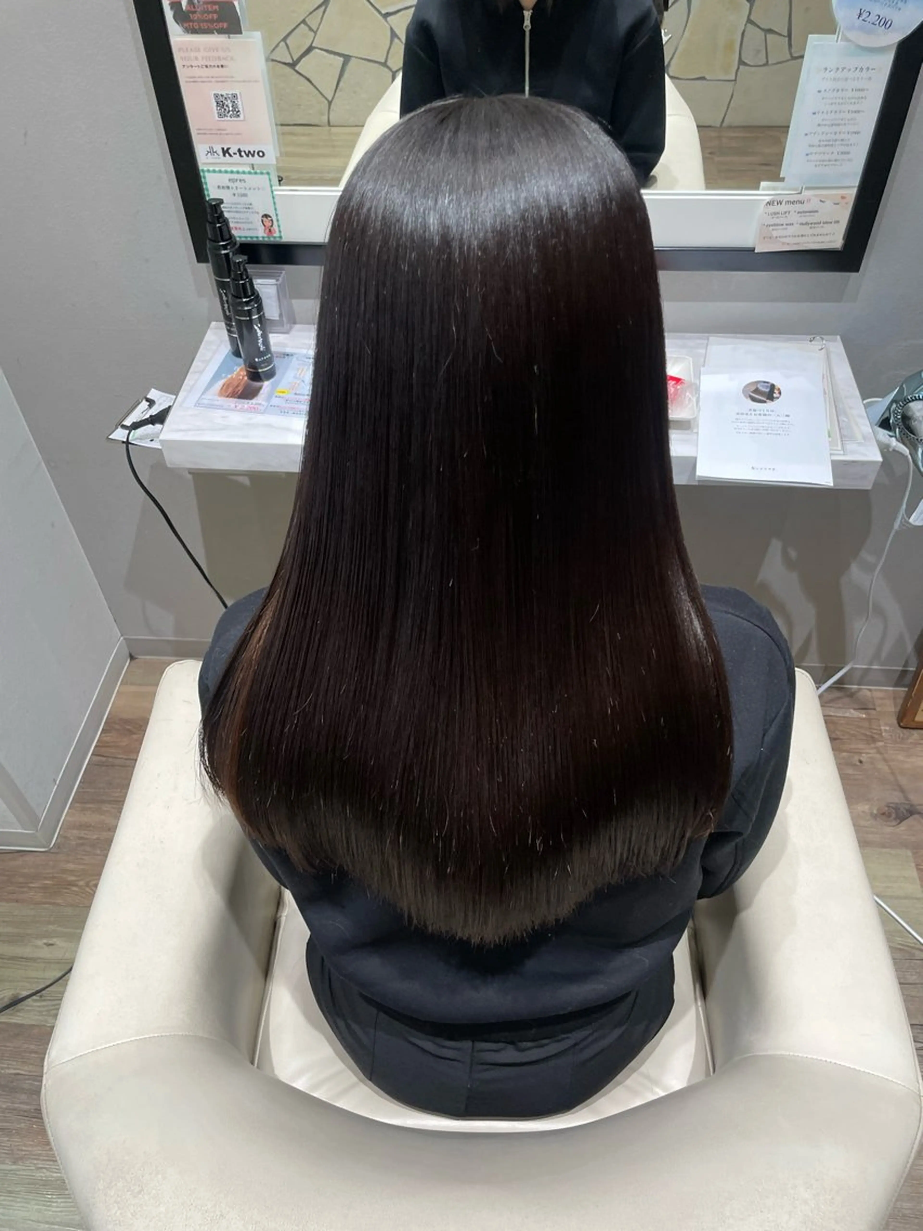 ロング パーマ 縮毛矯正 トリートメント k-twoたき✨艶感 カラー／美髪矯正のヘアスタイル