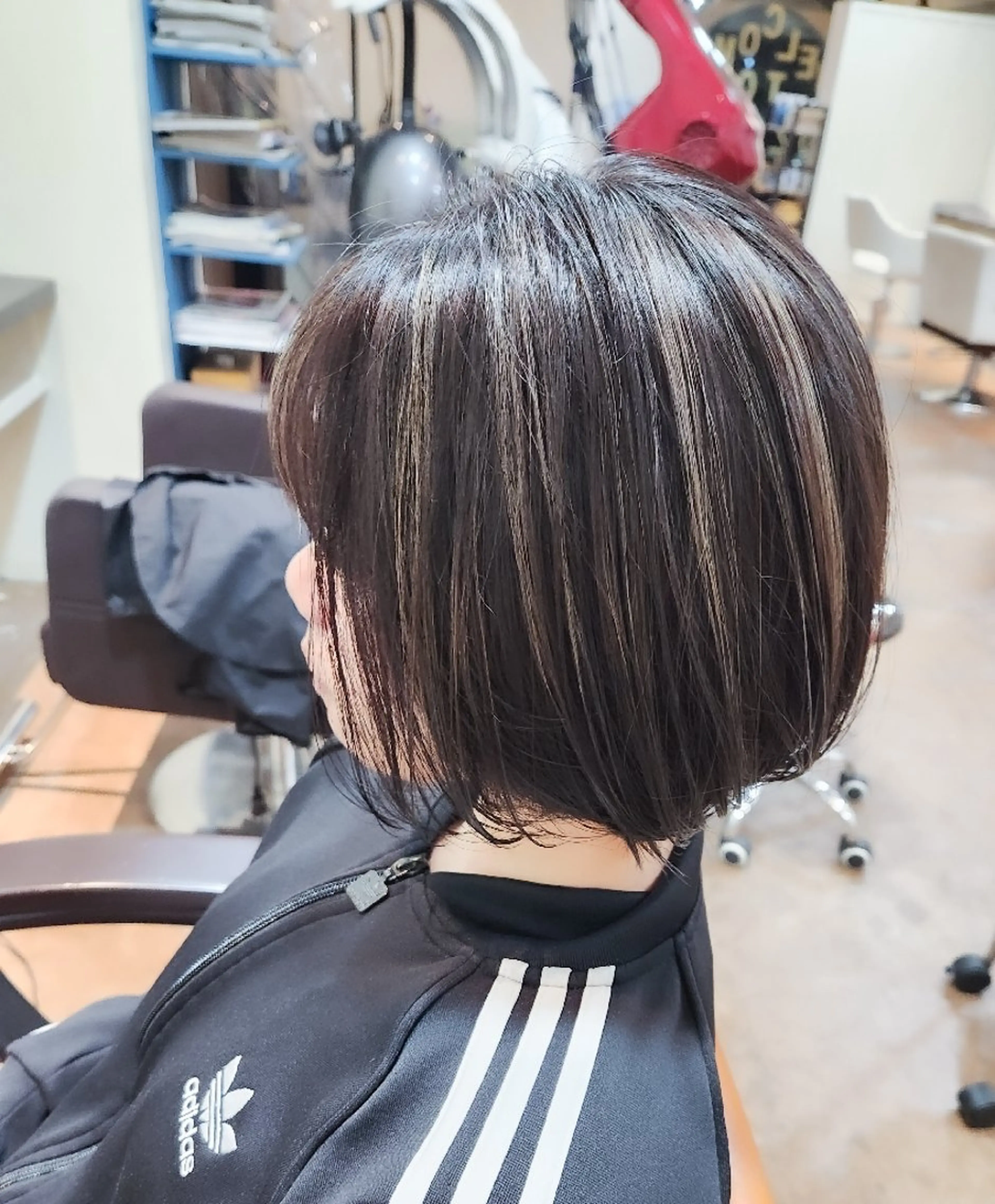 ショート カラー ブリーチ、デザイン  カラー福士直矢のヘアスタイル