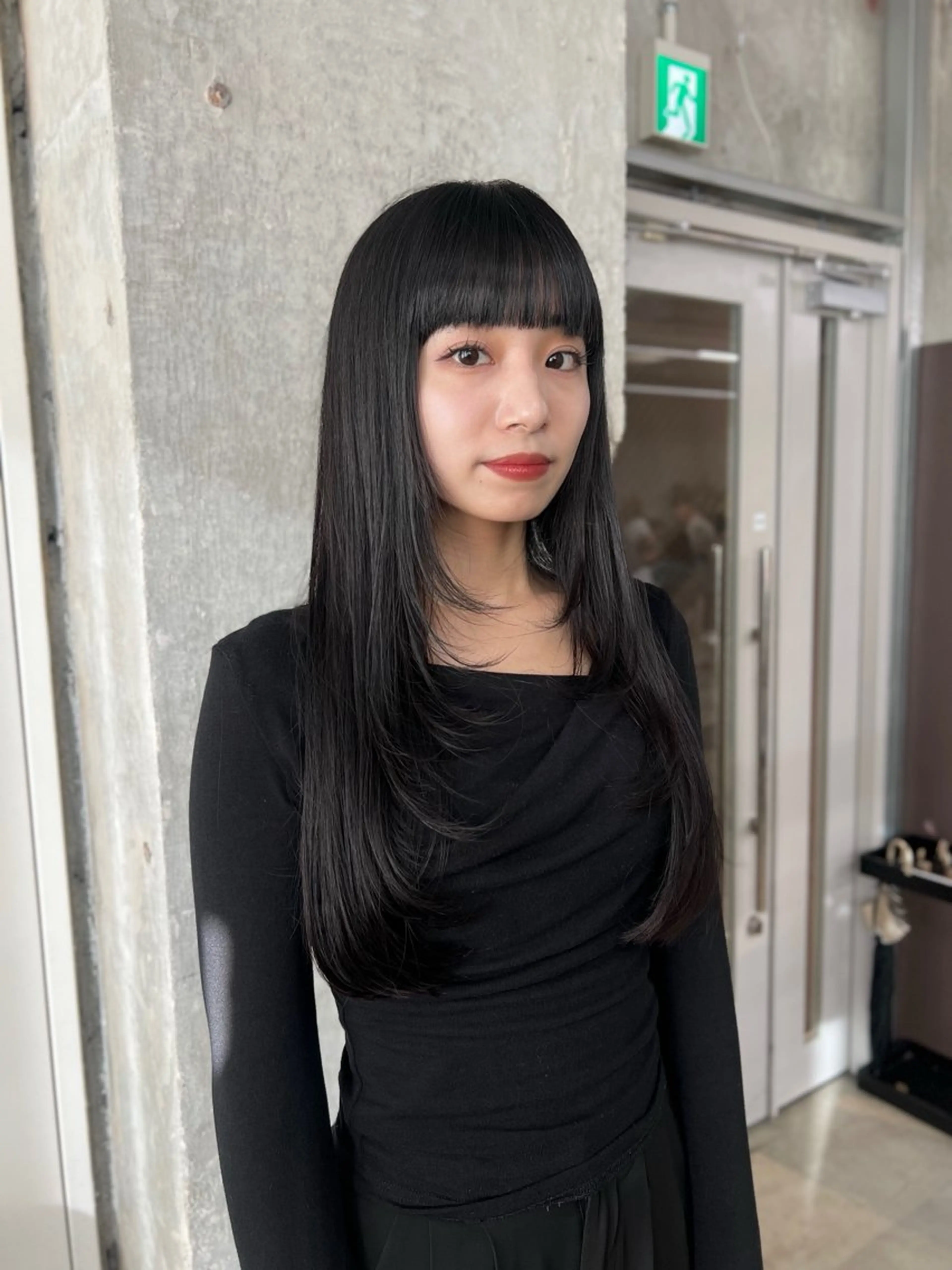 ミディアム 愛加メンズパーマ・ ボブ・ピンクカラーのヘアスタイル