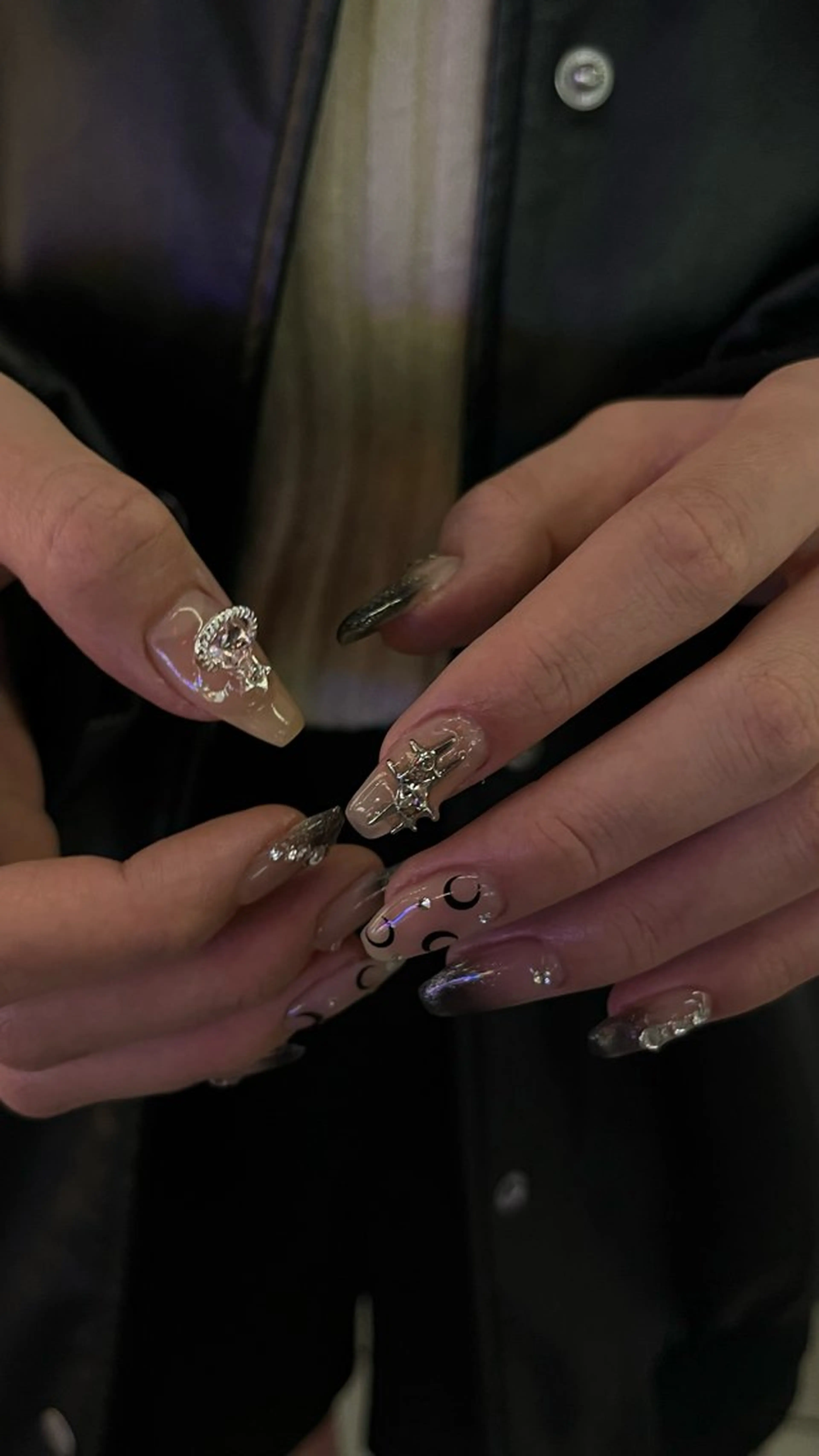 ネイル Esthetic Salon manish所属・Nailist Rinaのネイルデザイン