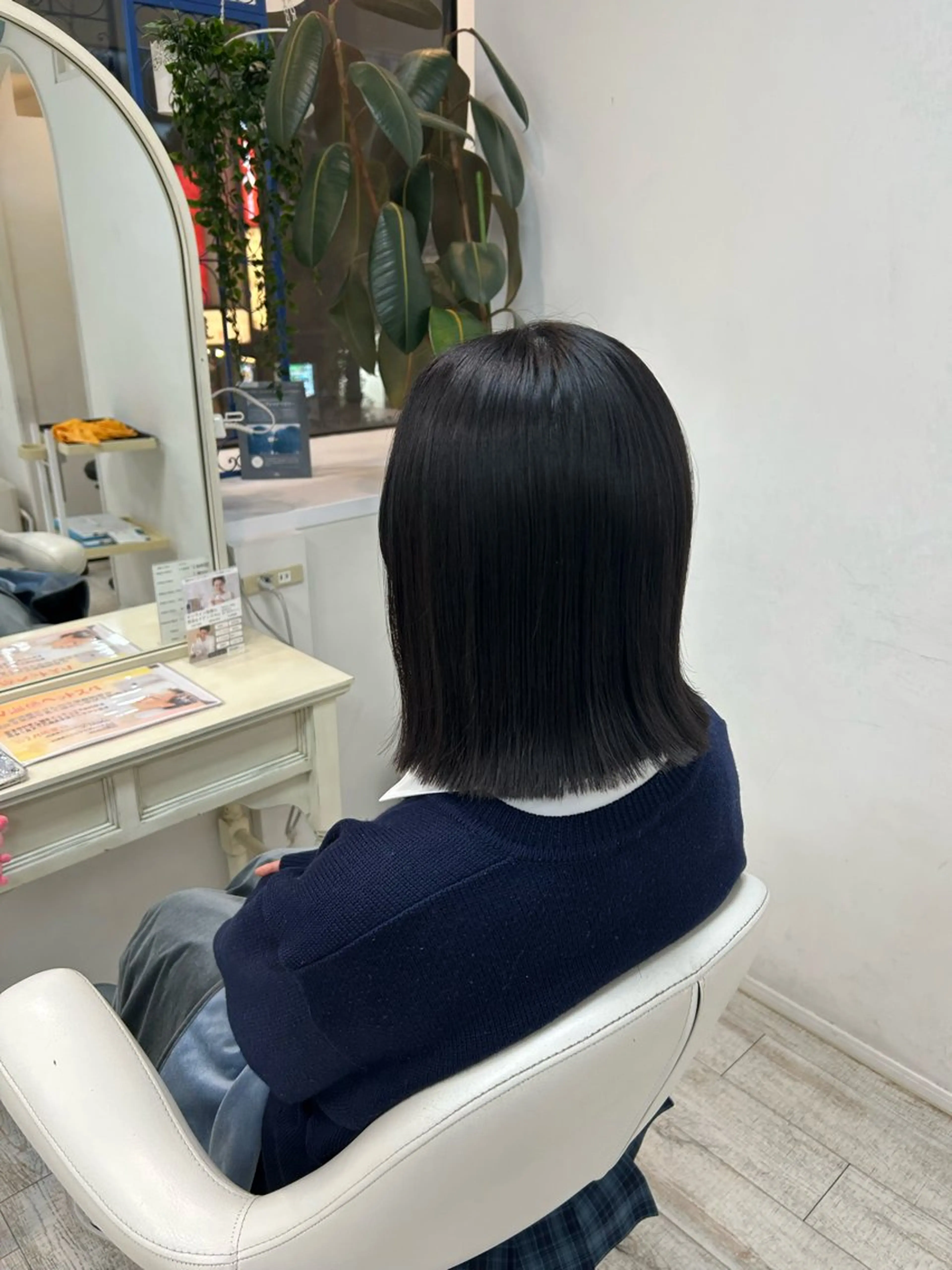 ミディアム 小川 夏花のヘアスタイル