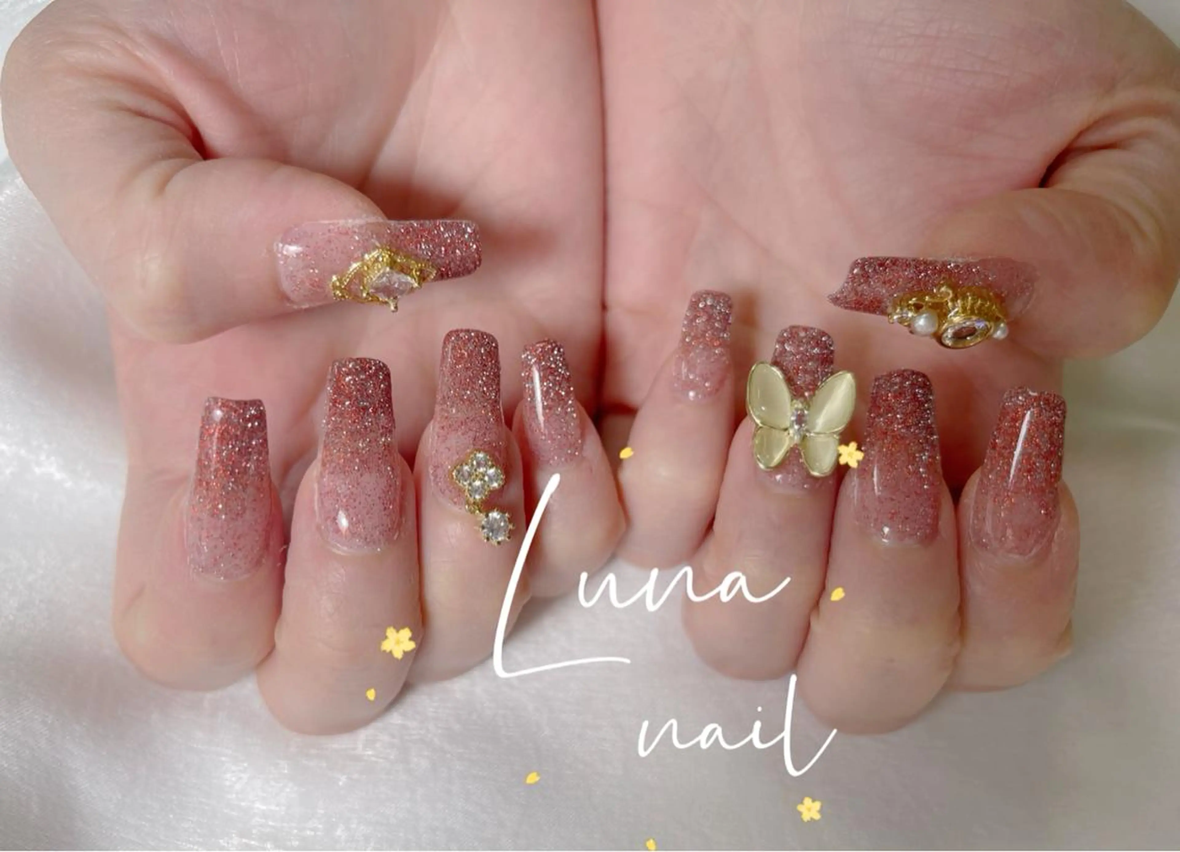 ネイル luna nail ＆eyelashのネイルデザイン