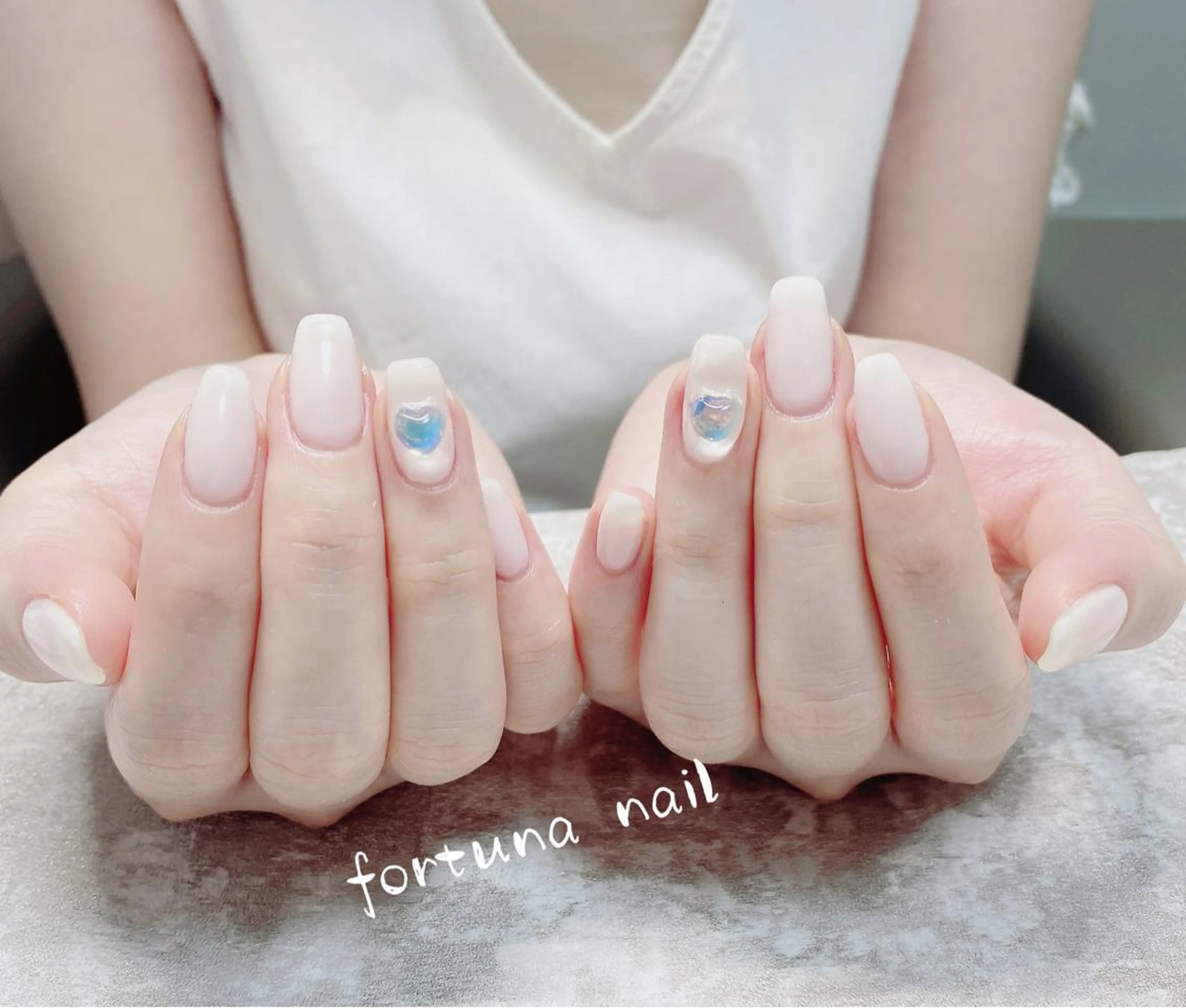 ネイル ハンドネイル Nail •Head スパFortunaのネイルデザイン