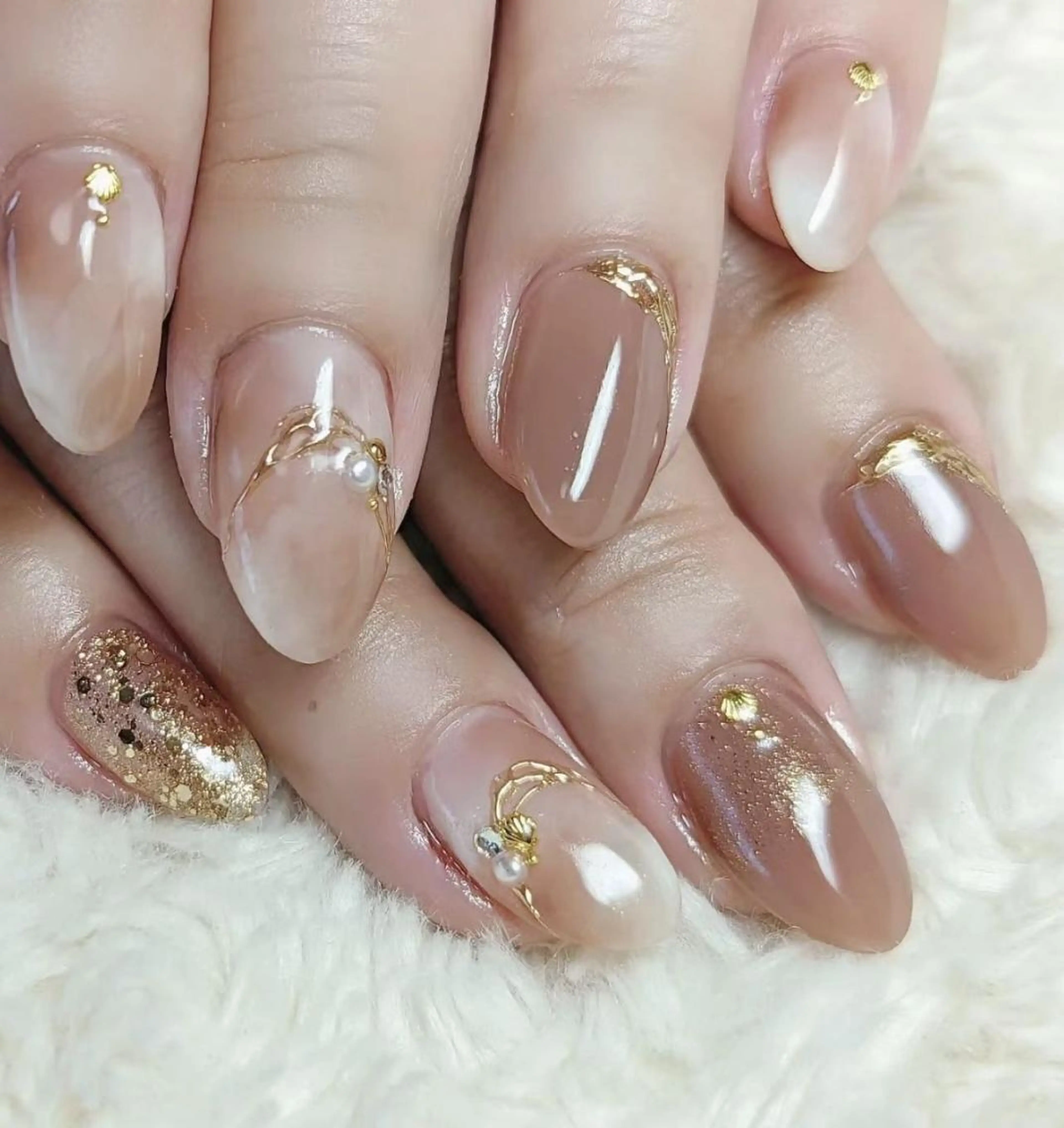 ネイル Queens テイのネイルデザイン