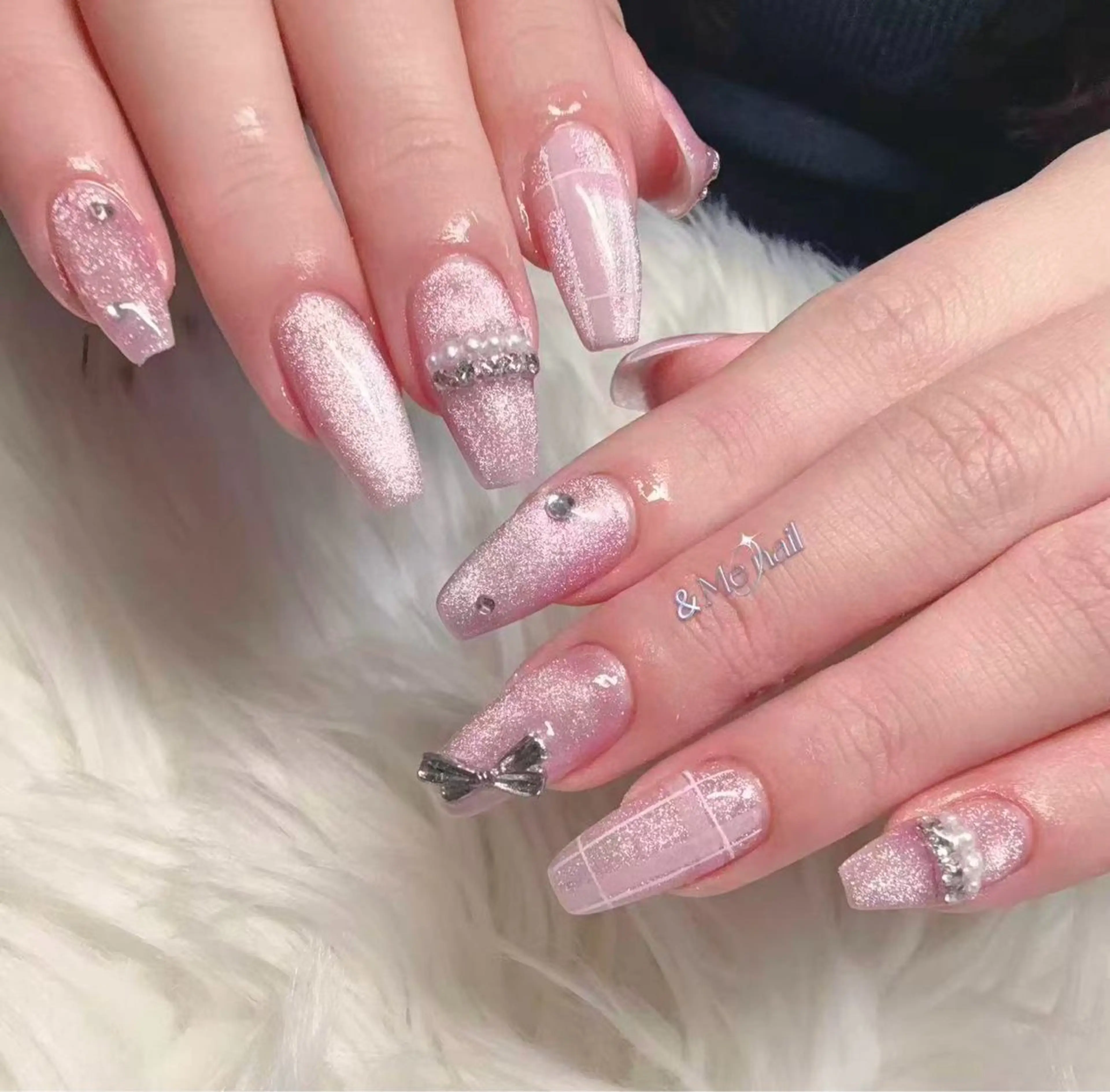 ネイル ハンドネイル &ME makiのネイルデザイン