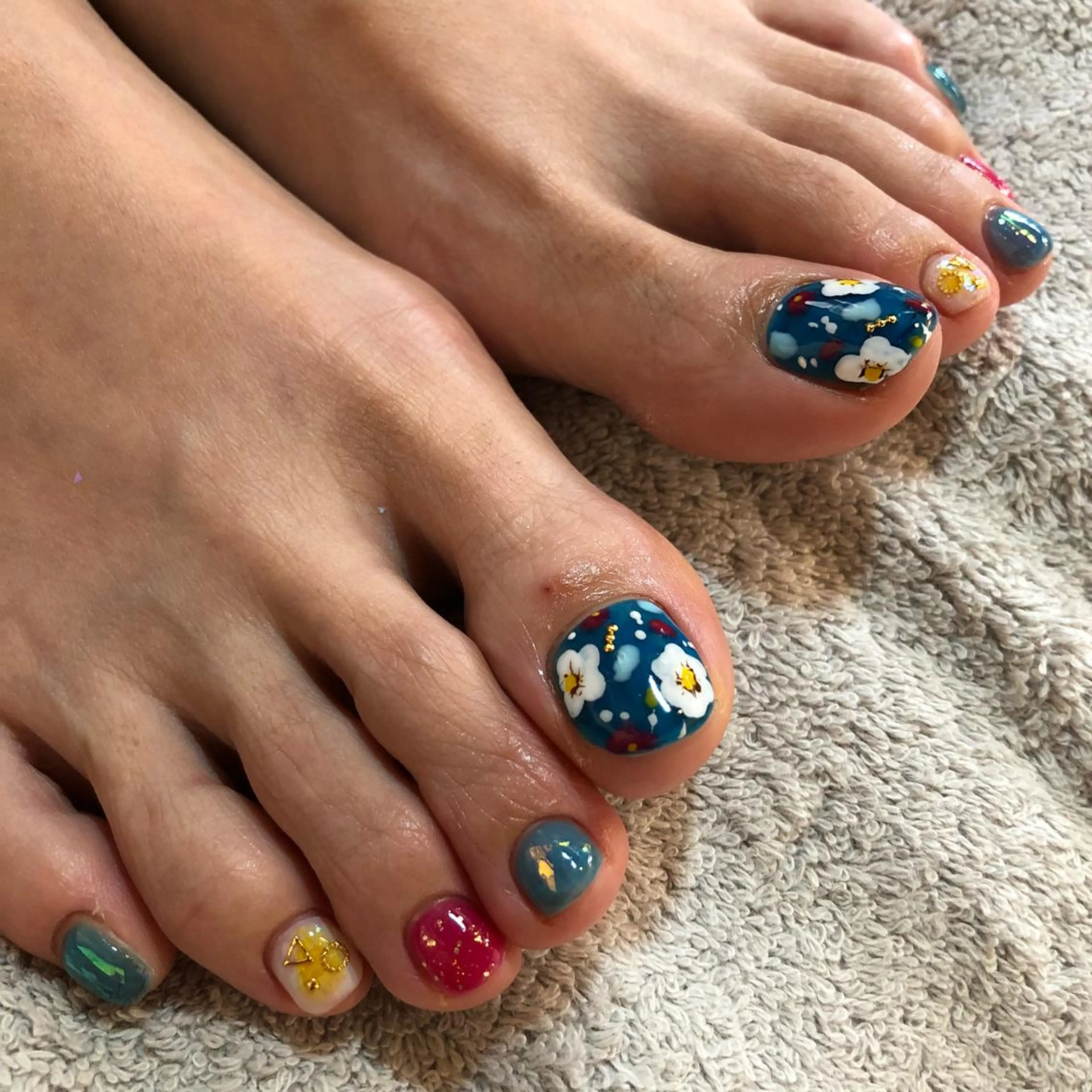 ネイル フットネイル g-up nail所属・米田 律子のネイルデザイン