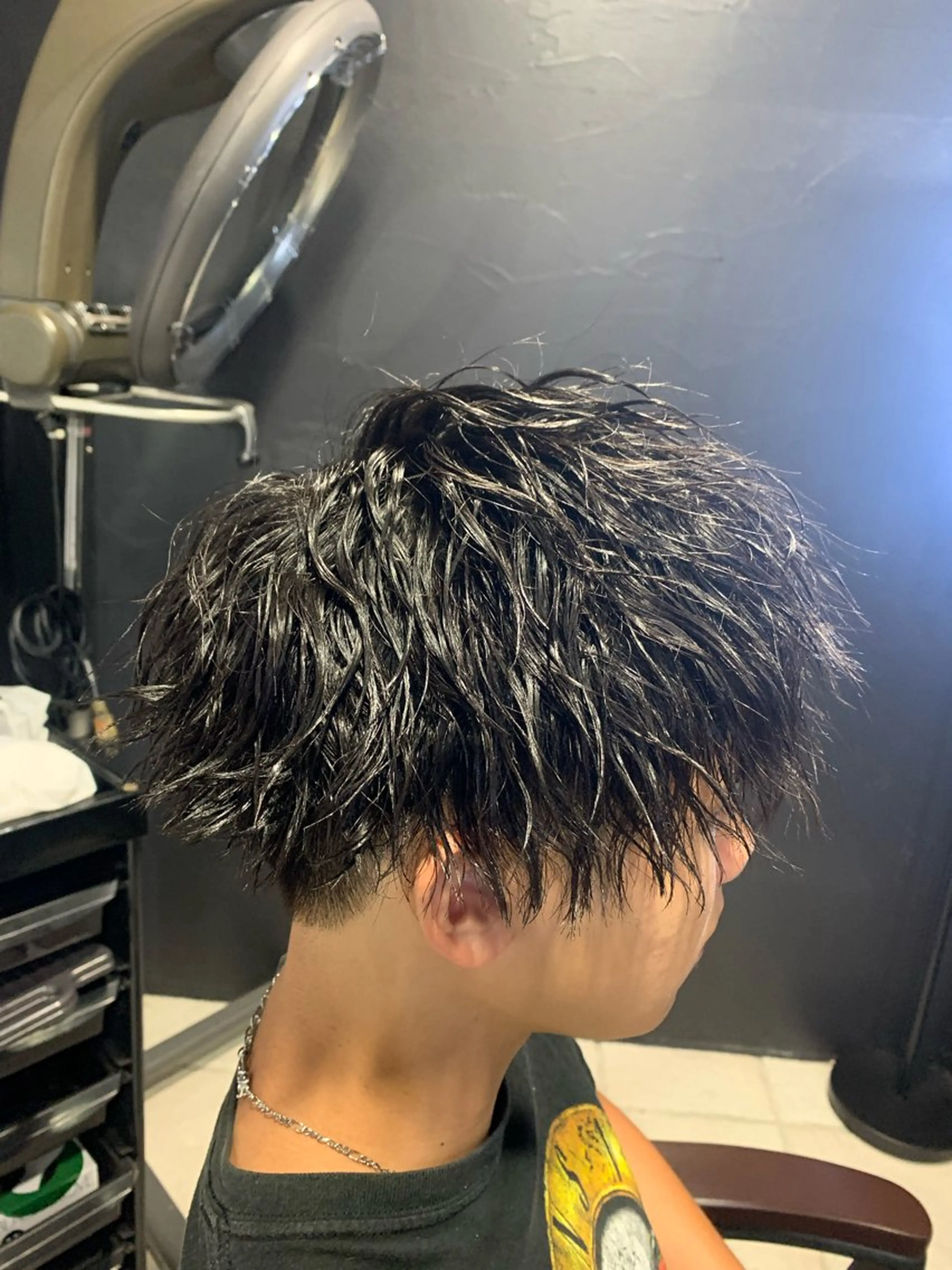 ショート メンズ メンズハイライト メンズパーマ プードルパーマ スペインカール スパイキーショート メンズパーマ/難波/ 心斎橋　室園亮佑のヘアスタイル