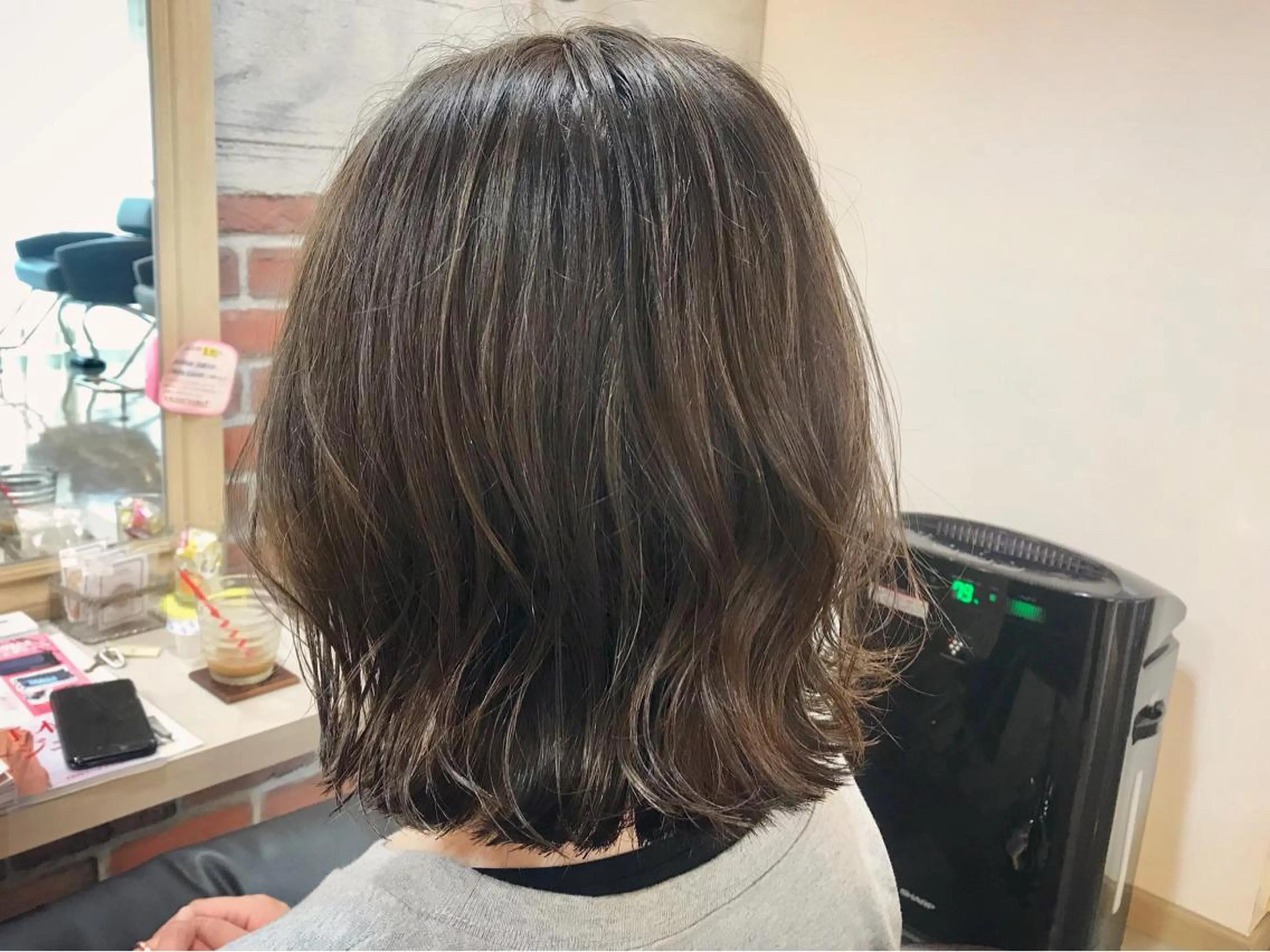 ミディアム カラー カット ヘアカラー tocolaso 柏所属・レイヤーカット/ 根本瑠実のヘアスタイル
