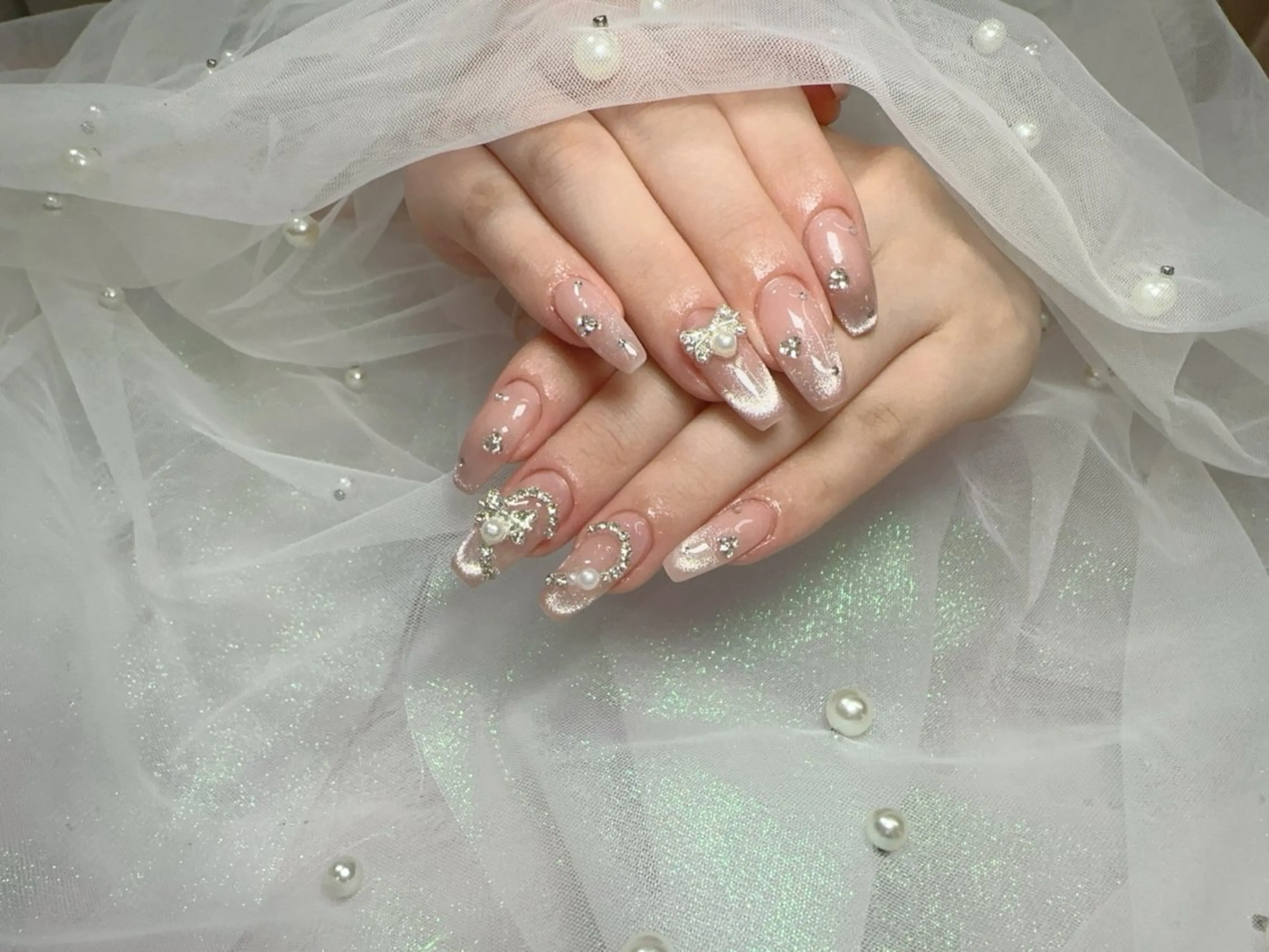 ネイル Hey🌈NAIL 長さ出し専門店のネイルデザイン