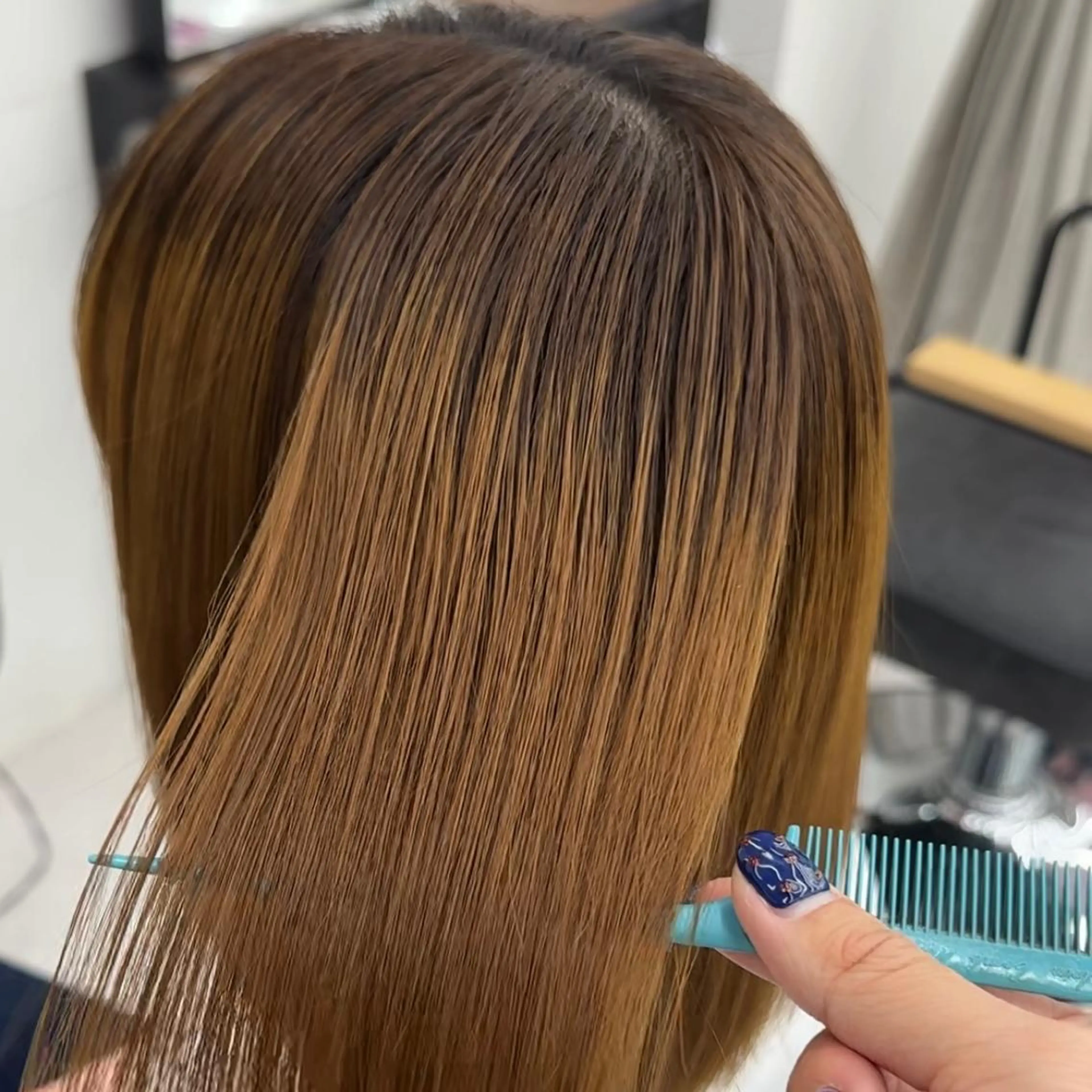 ロング カラー パーマ ヘアアレンジ メンズ キッズ ネイル マツエク・マツパ アイブロウ 酸性ストレート ストレートパーマ mona/ ストレートスタイル✨のヘアスタイル