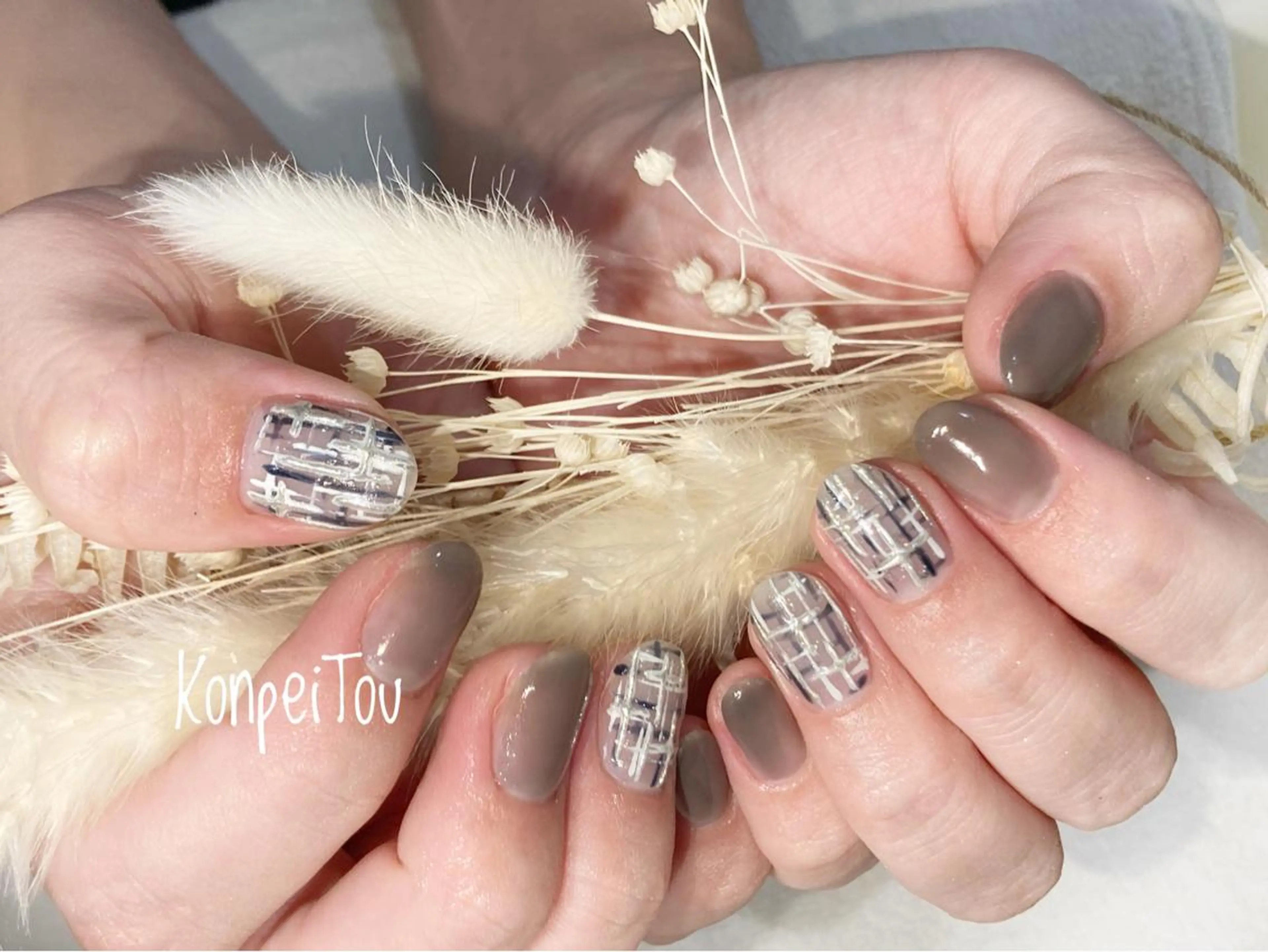 【初回特典】新規ハンドジェル *ベースカラー2色まで&アート4本まで *持込みデザイン可の写真