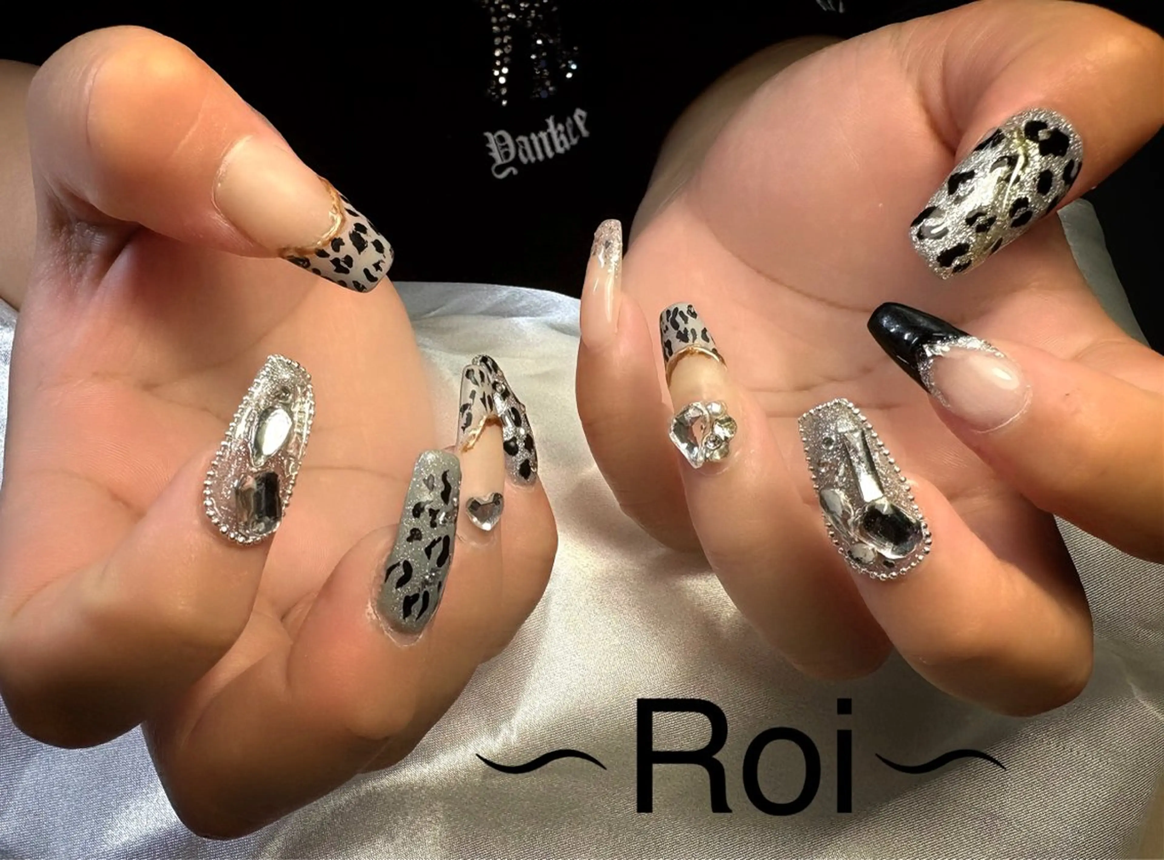 ネイル 長さ出し 持ち込み ハンドネイル ネイルサロン Roiのネイルデザイン